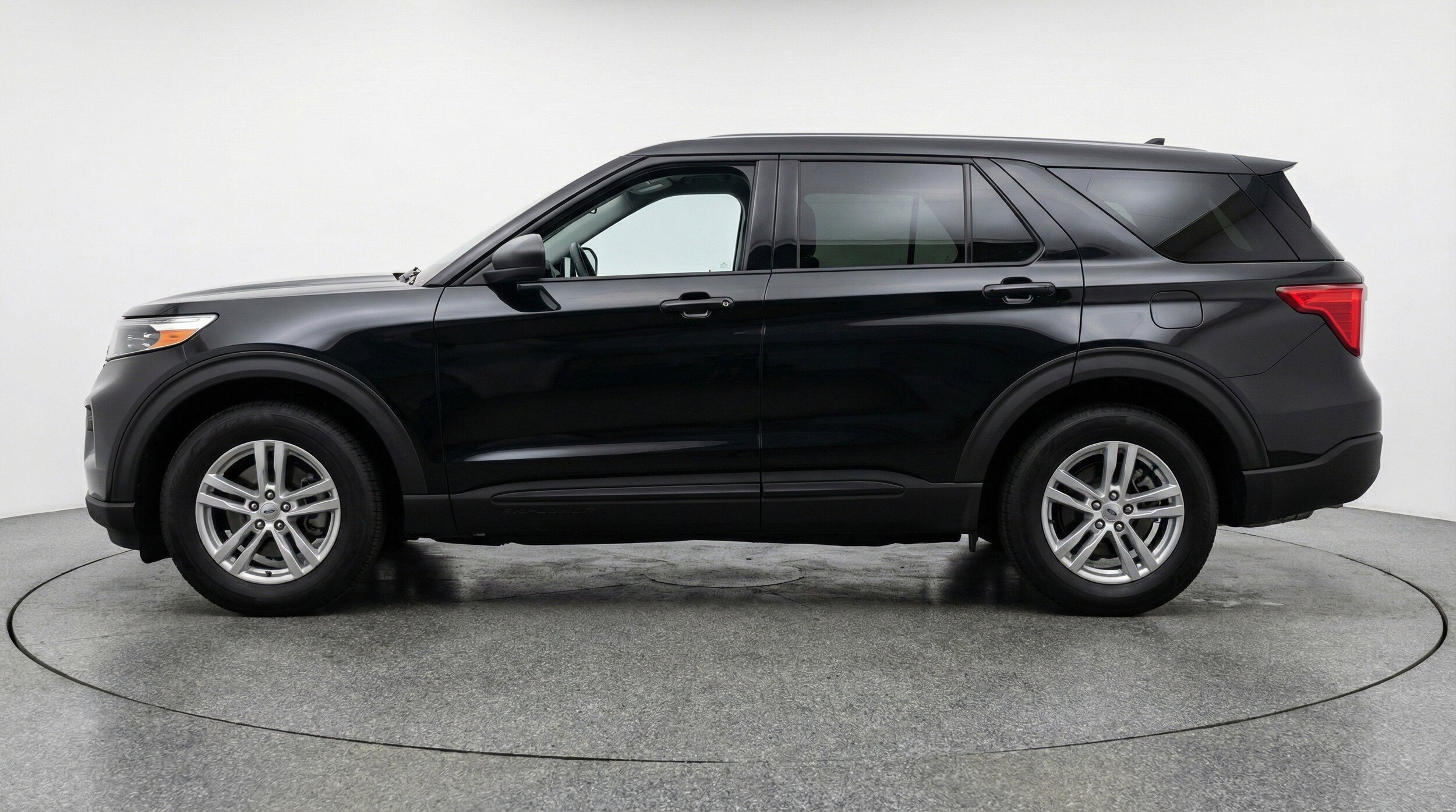 Thumbnail: 2024 Ford Explorer - 5