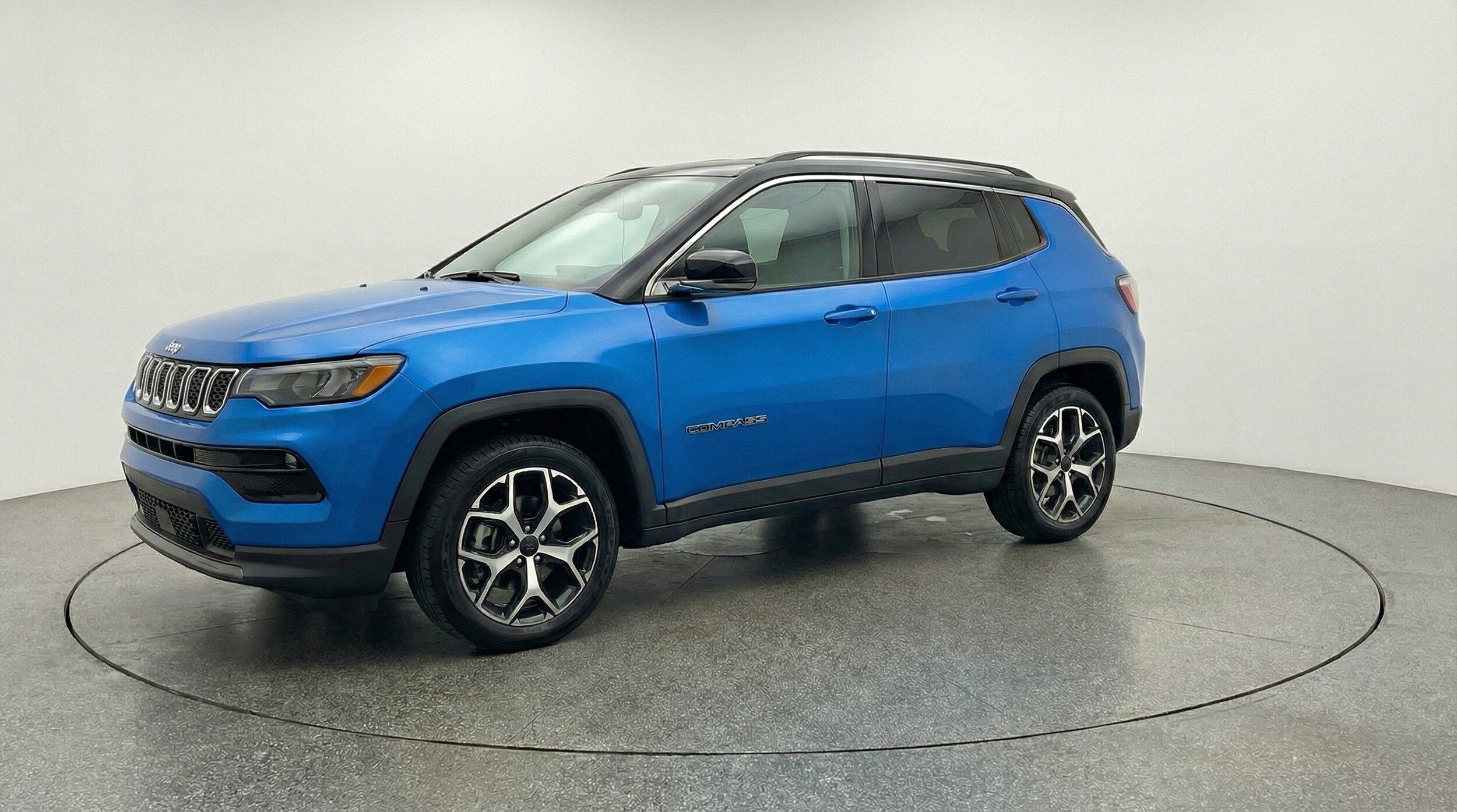 Thumbnail: 2025 Jeep Compass - 3