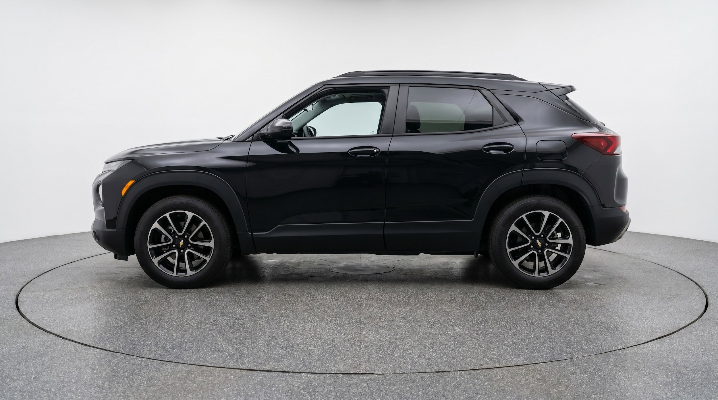 Thumbnail: 2025 Chevrolet TrailBlazer - 5