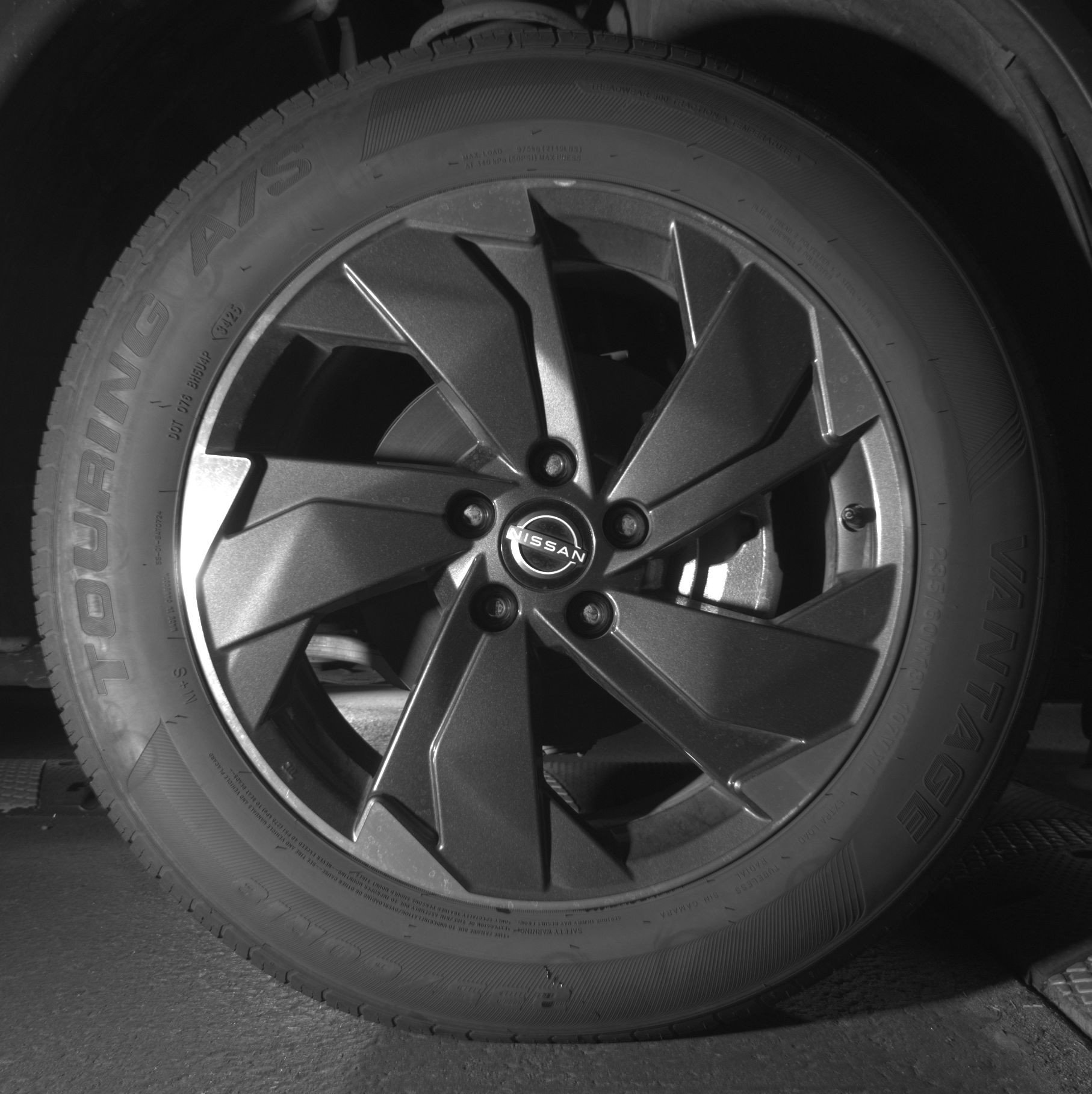 Thumbnail: 2025 Nissan Rogue - 13