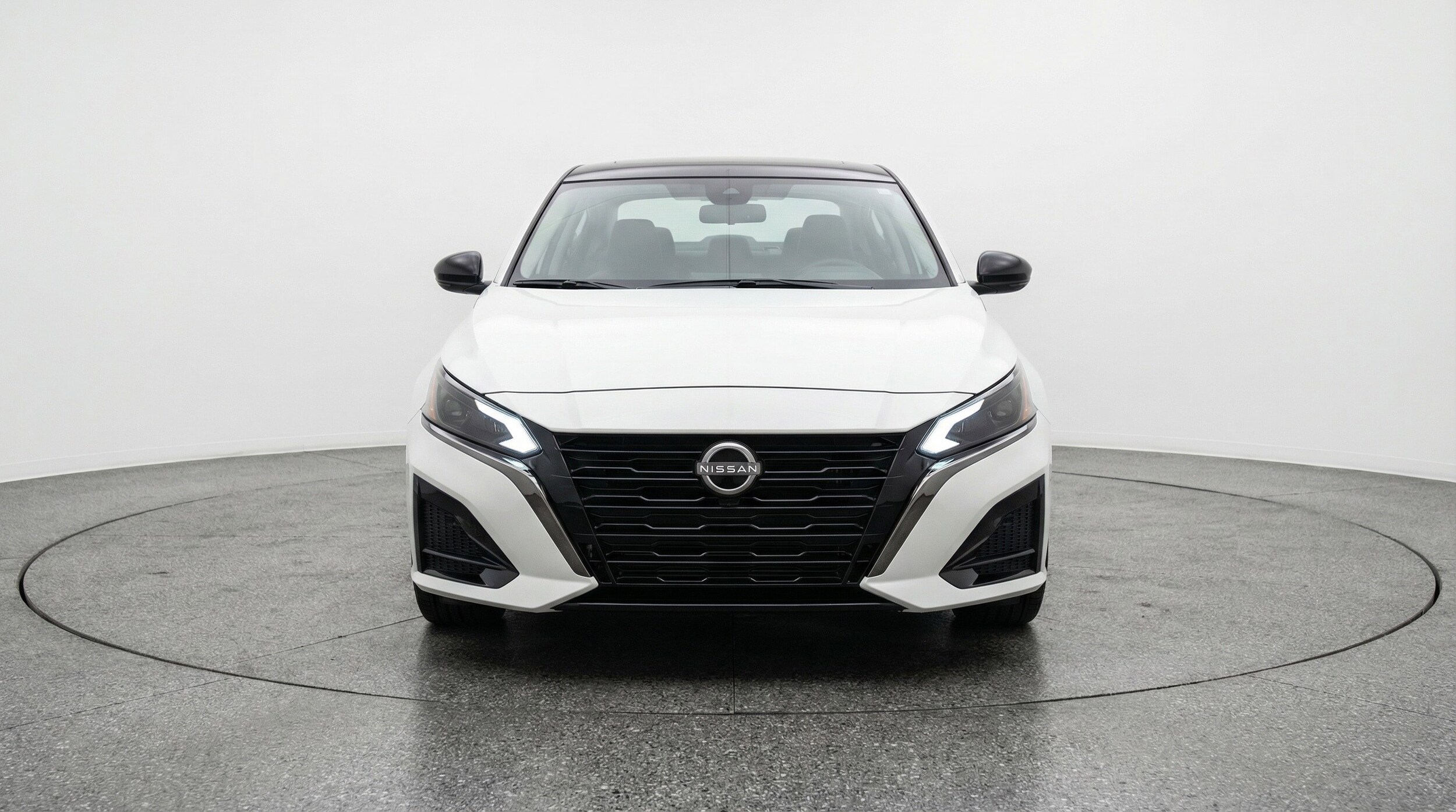 Thumbnail: 2025 Nissan Altima - 2