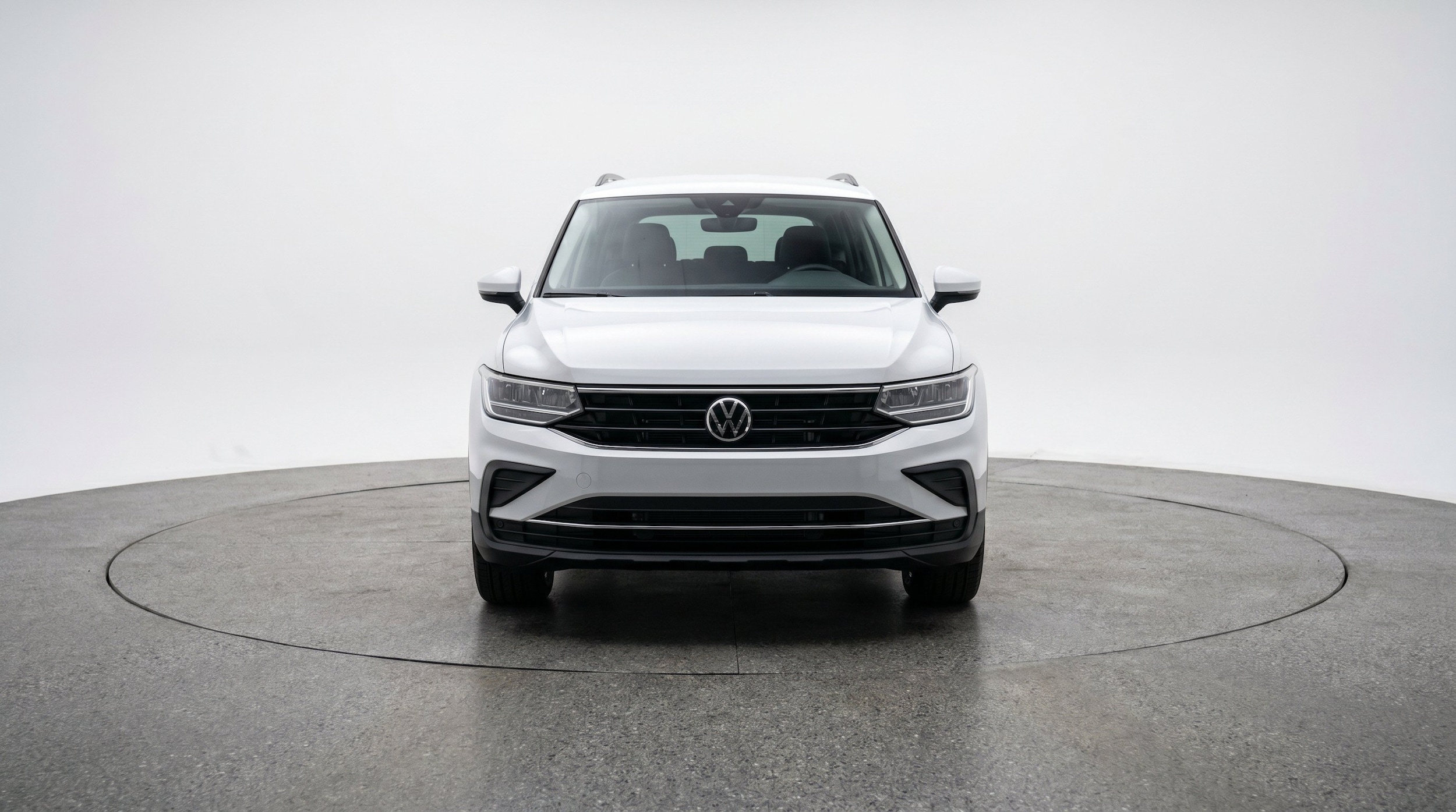 Thumbnail: 2026 Volkswagen Tiguan - 2