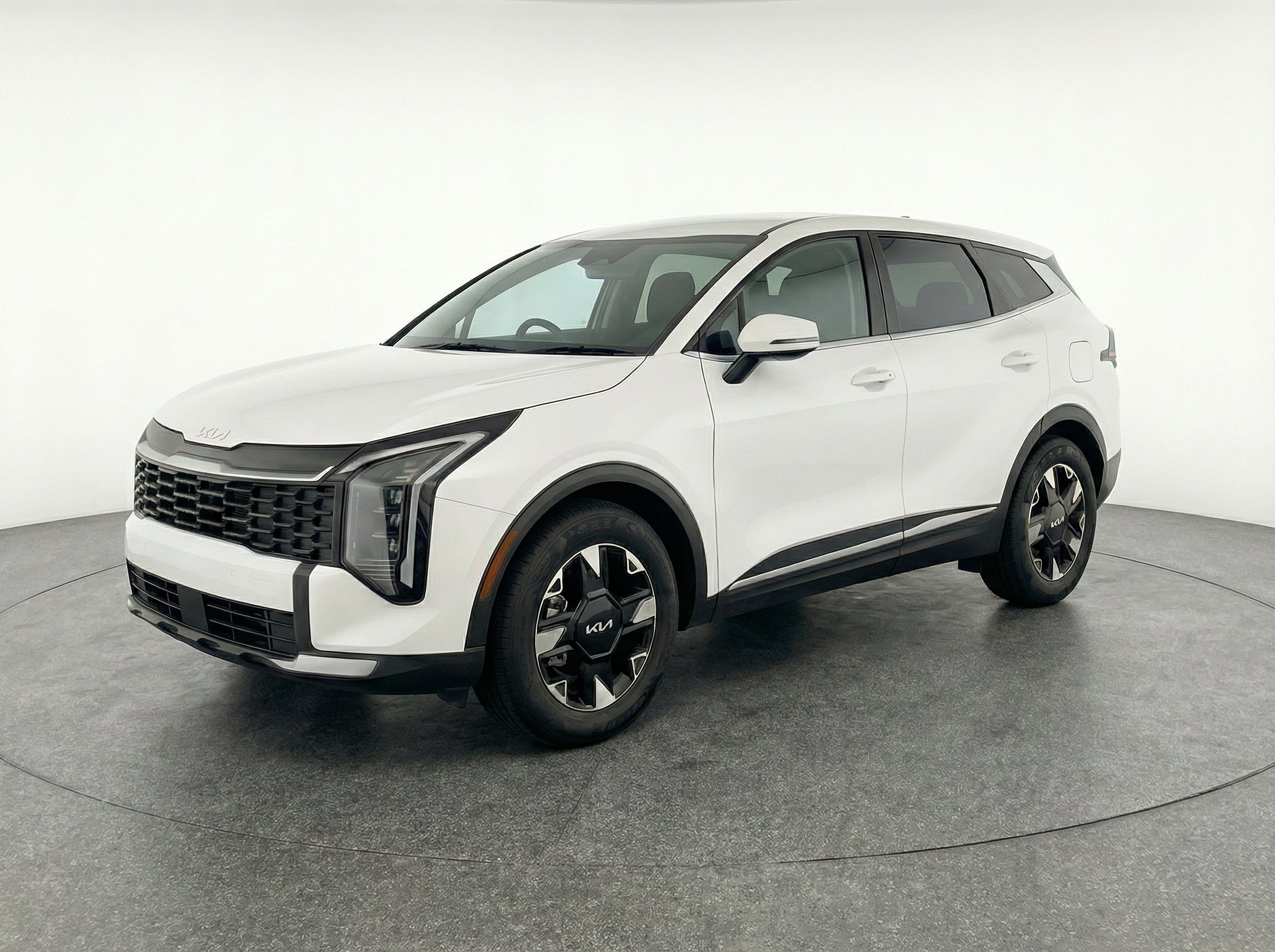 Thumbnail: 2026 Kia Sportage - 3