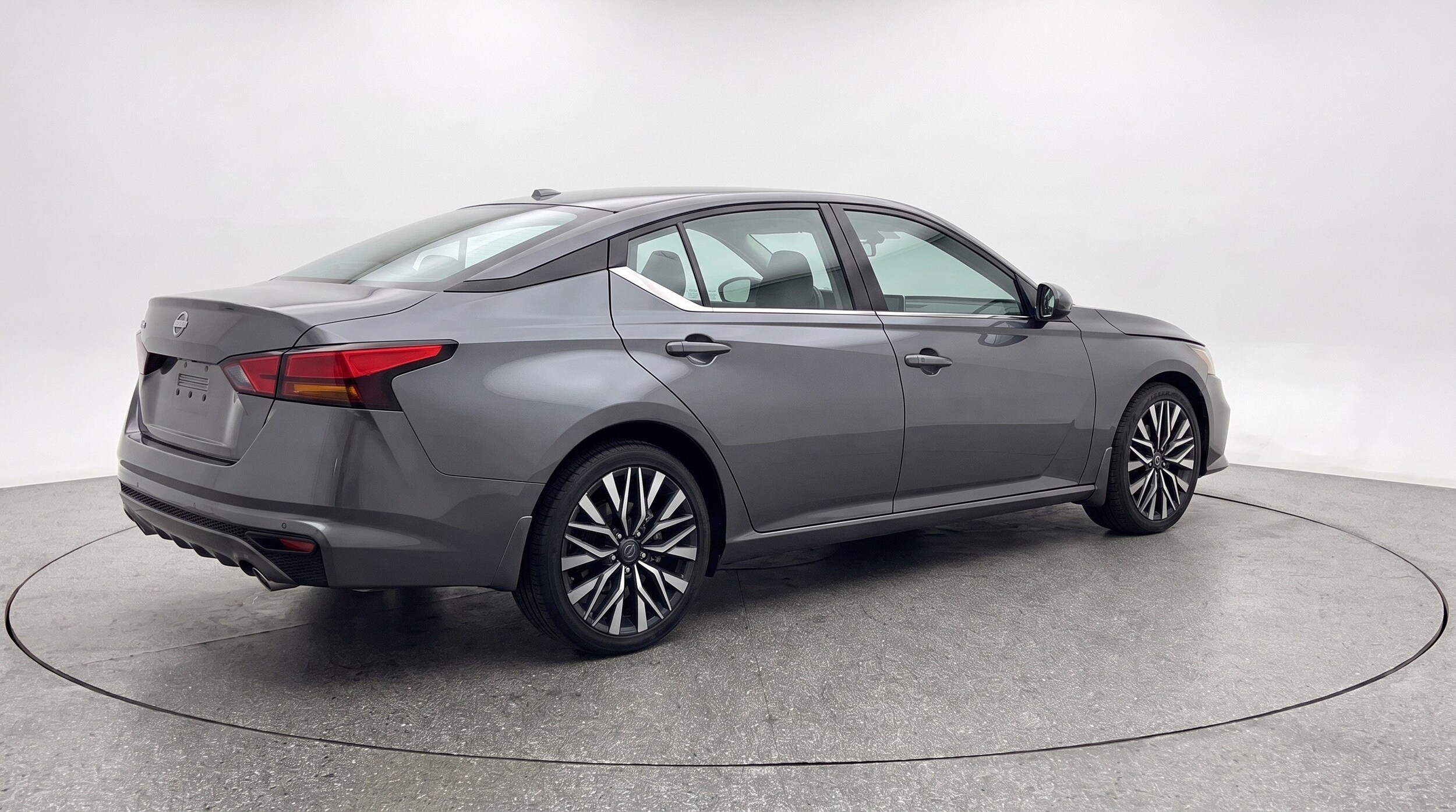 Thumbnail: 2025 Nissan Altima - 9