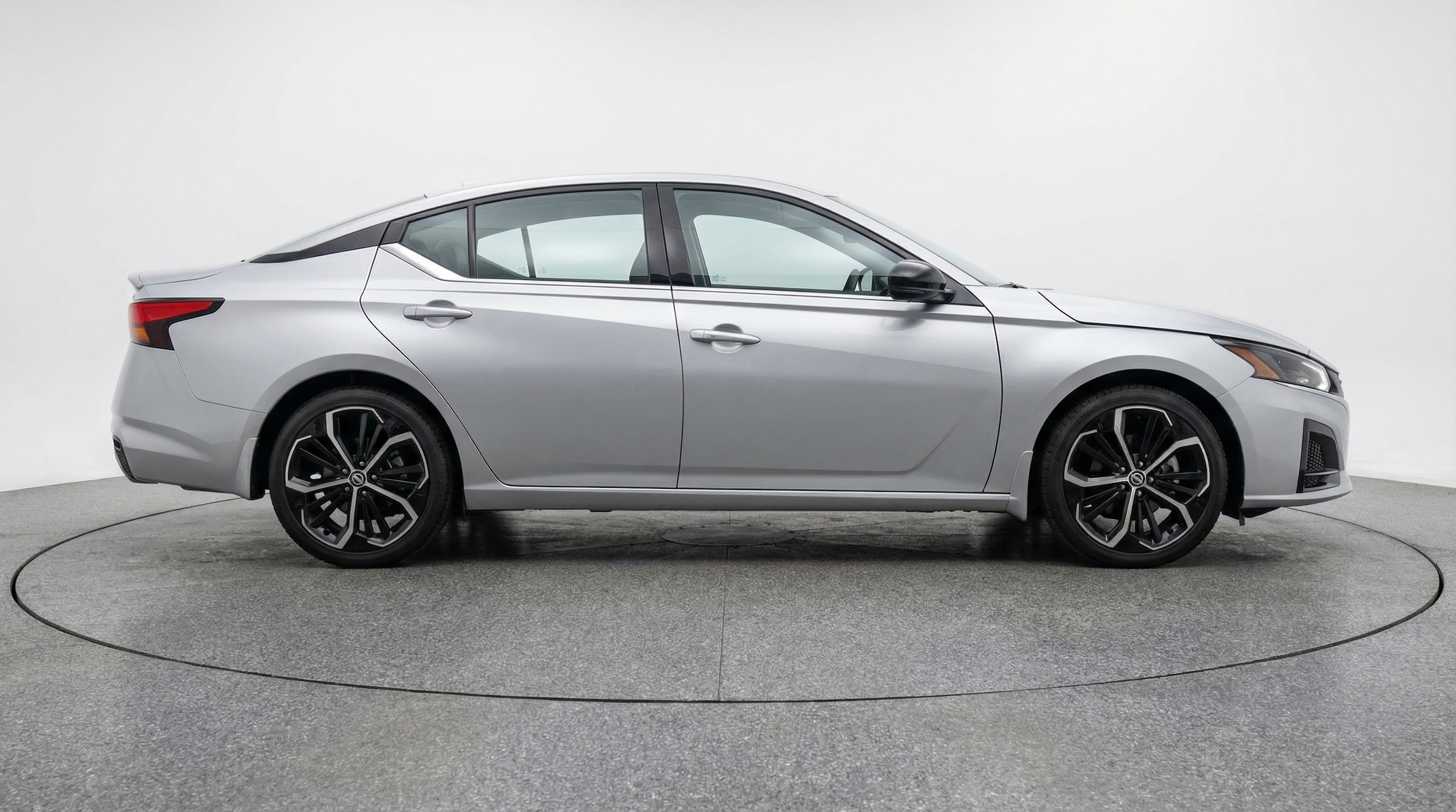 Thumbnail: 2025 Nissan Altima - 8