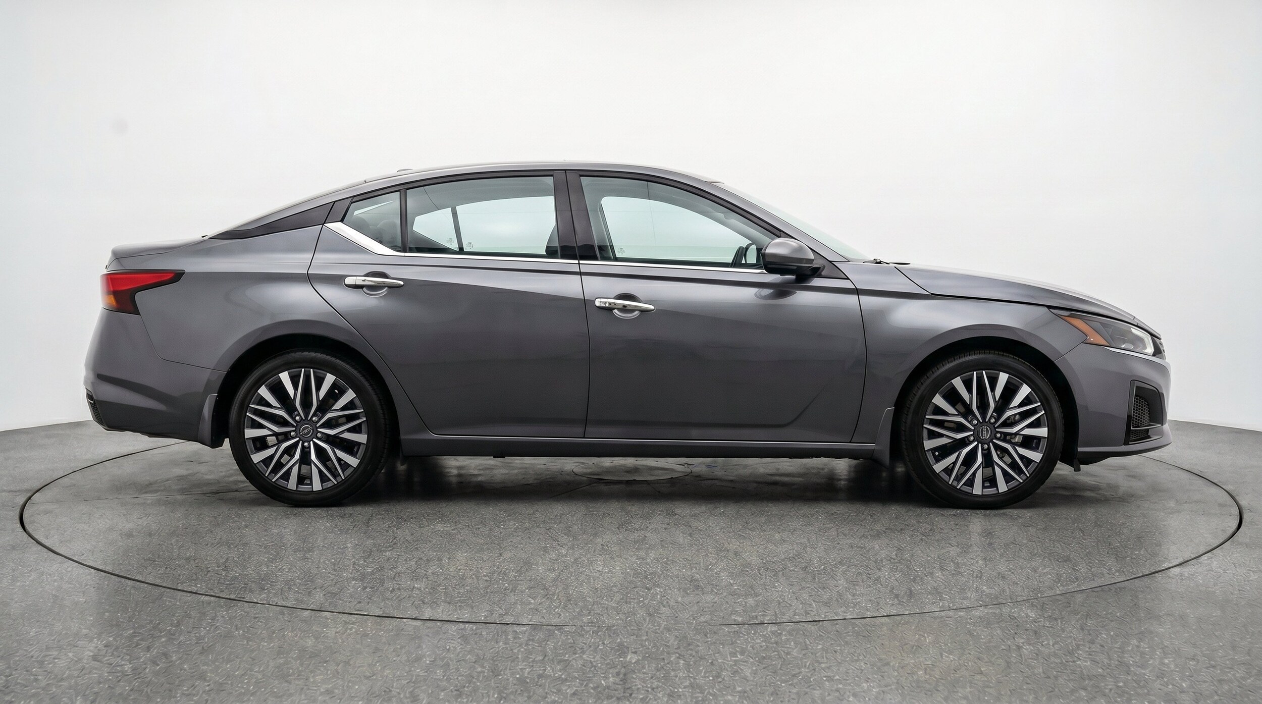 Thumbnail: 2025 Nissan Altima - 11
