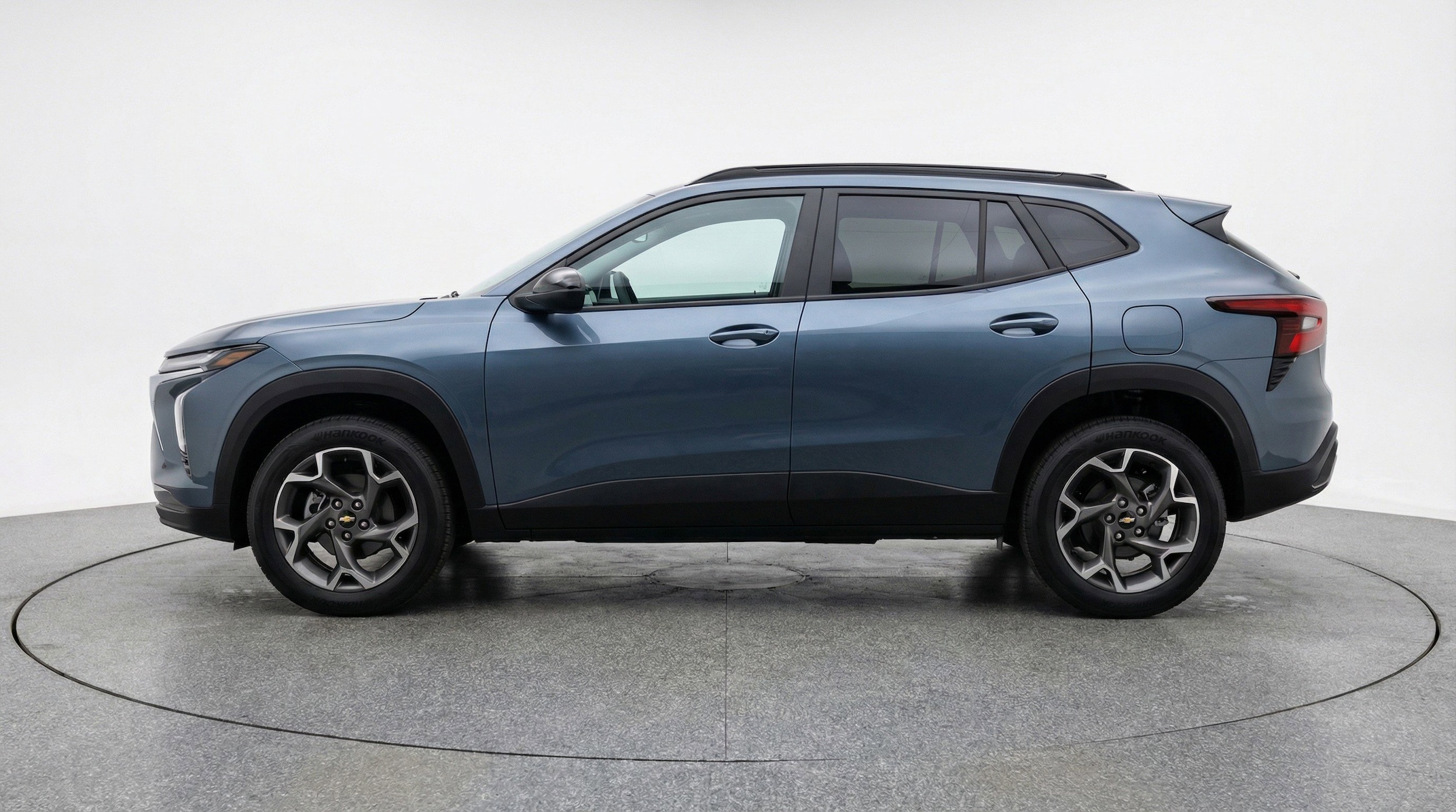 Thumbnail: 2025 Chevrolet Trax - 5