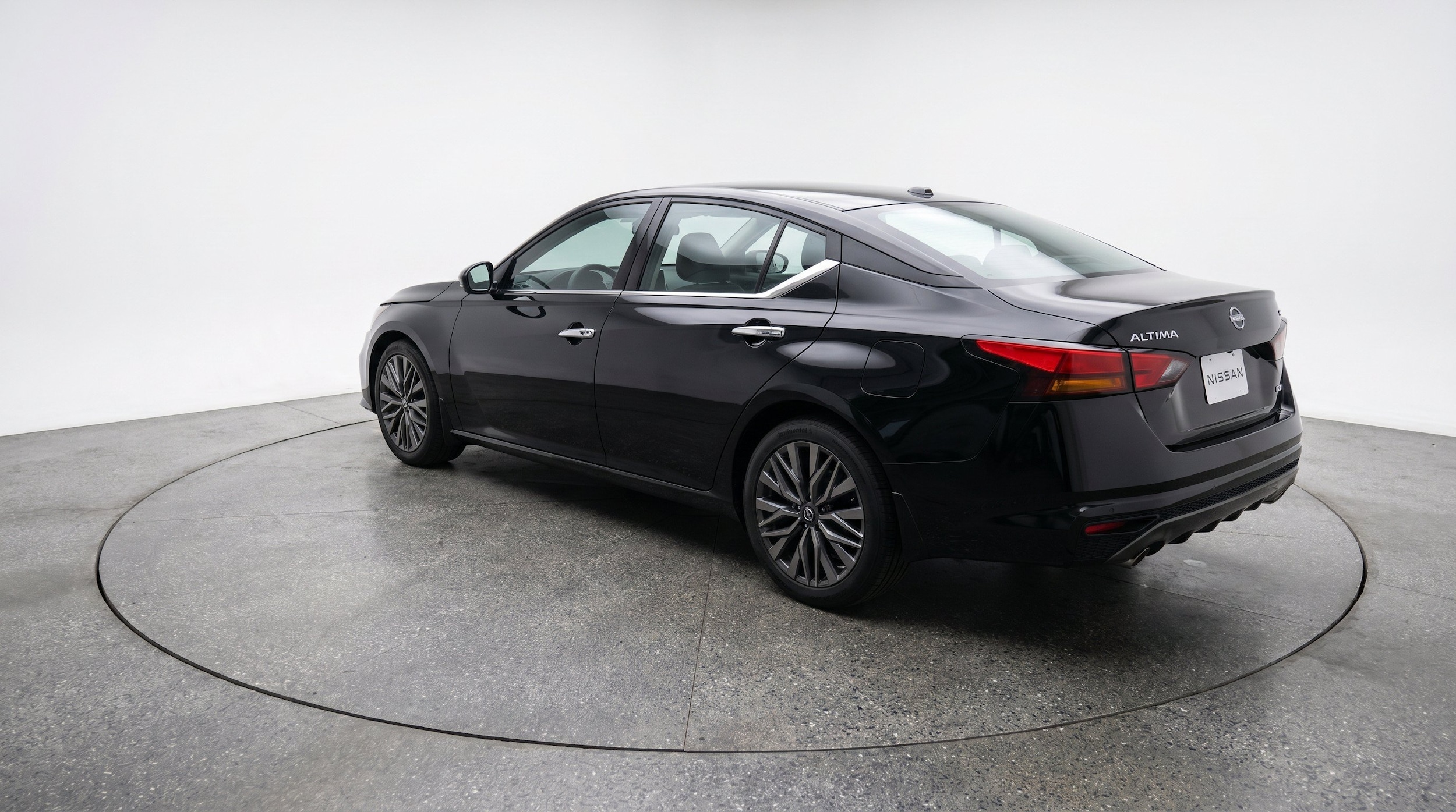 Thumbnail: 2025 Nissan Altima - 6