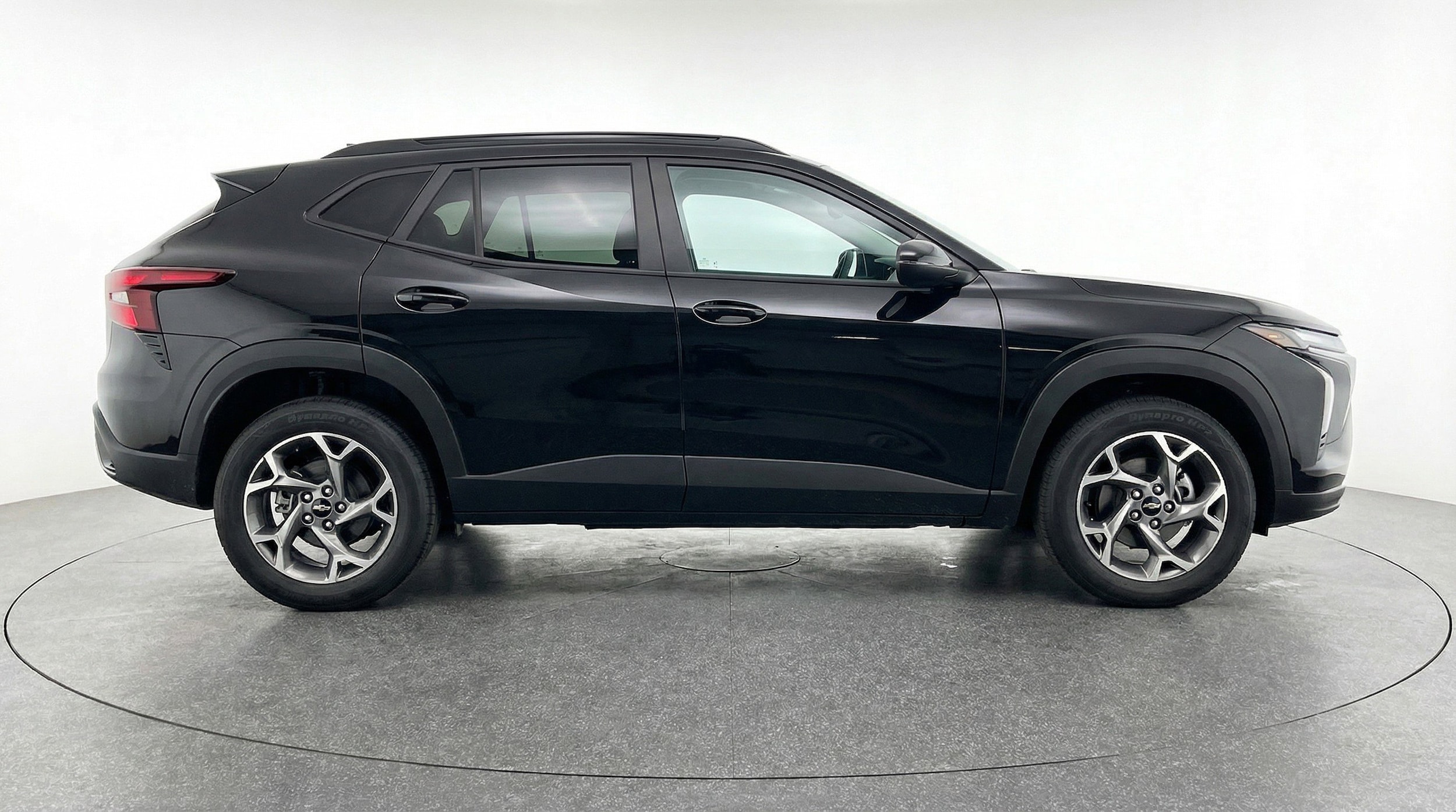 Thumbnail: 2025 Chevrolet Trax - 11