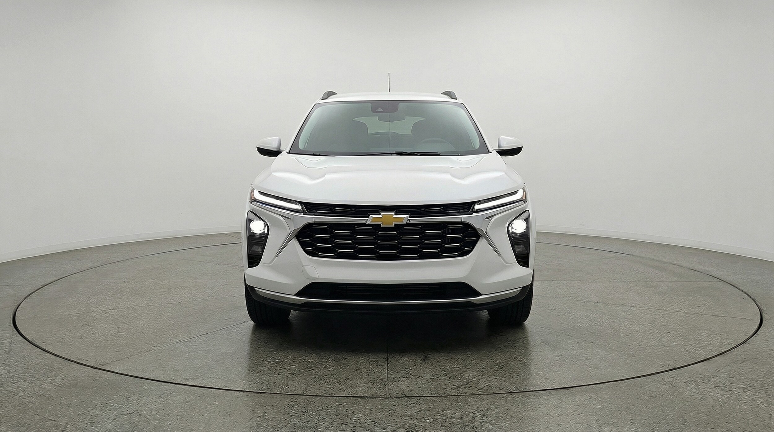 Thumbnail: 2025 Chevrolet Trax - 2