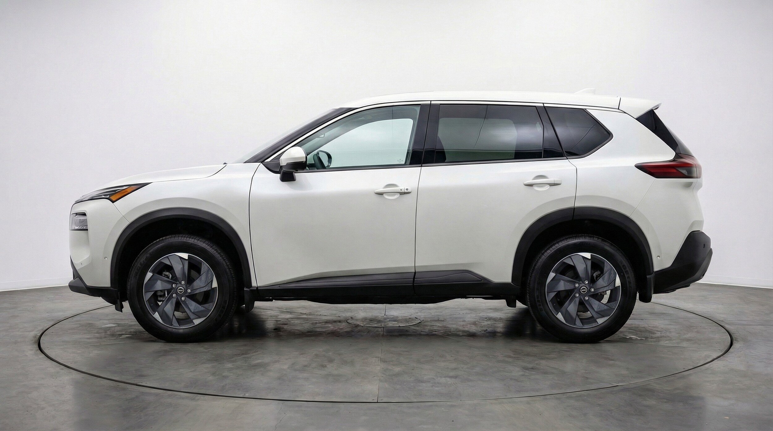 Thumbnail: 2025 Nissan Rogue - 5