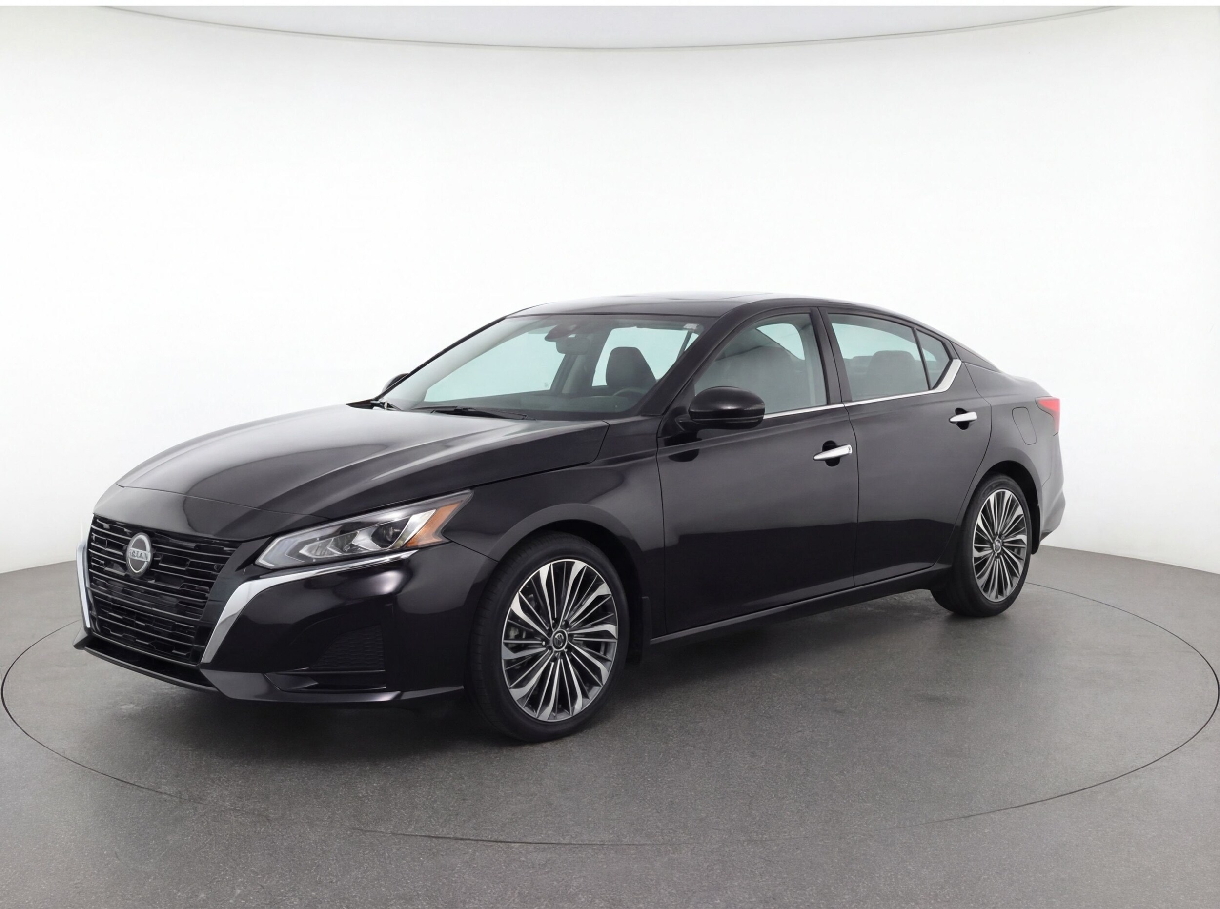 Thumbnail: 2024 Nissan Altima - 3