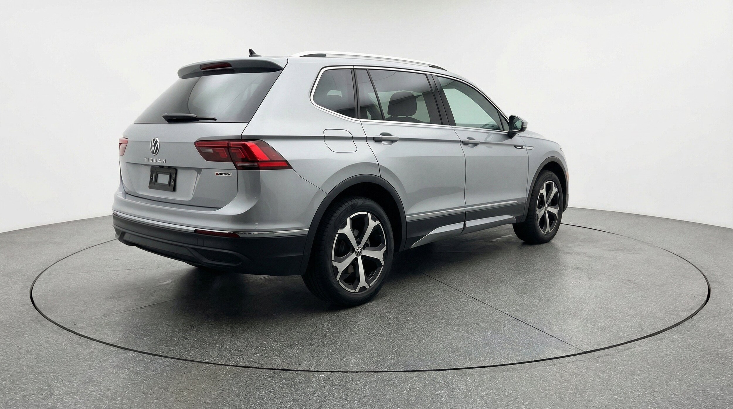 Thumbnail: 2026 Volkswagen Tiguan - 9