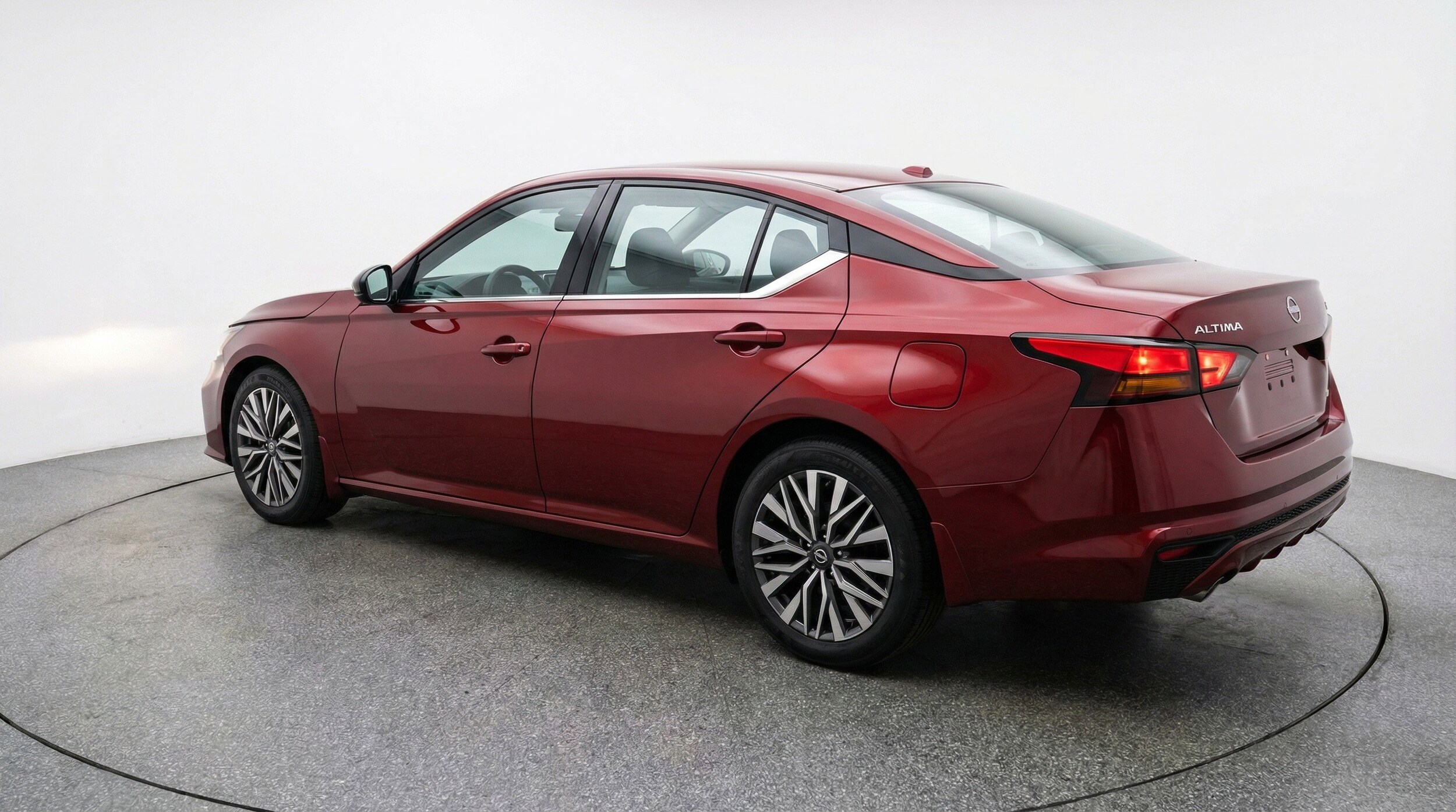 Thumbnail: 2025 Nissan Altima - 6