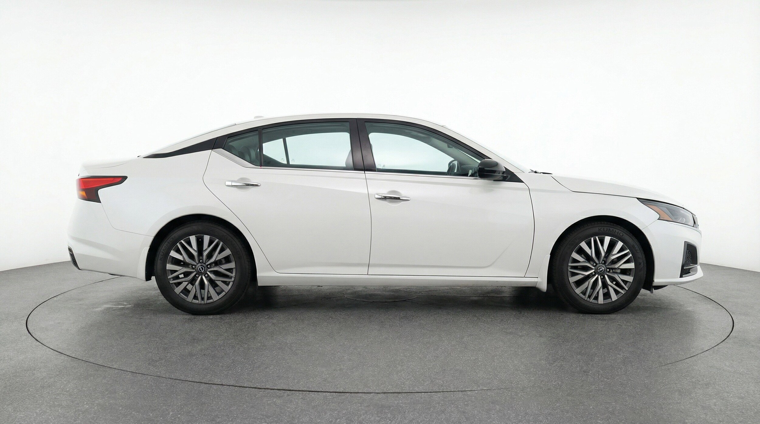 Thumbnail: 2025 Nissan Altima - 11