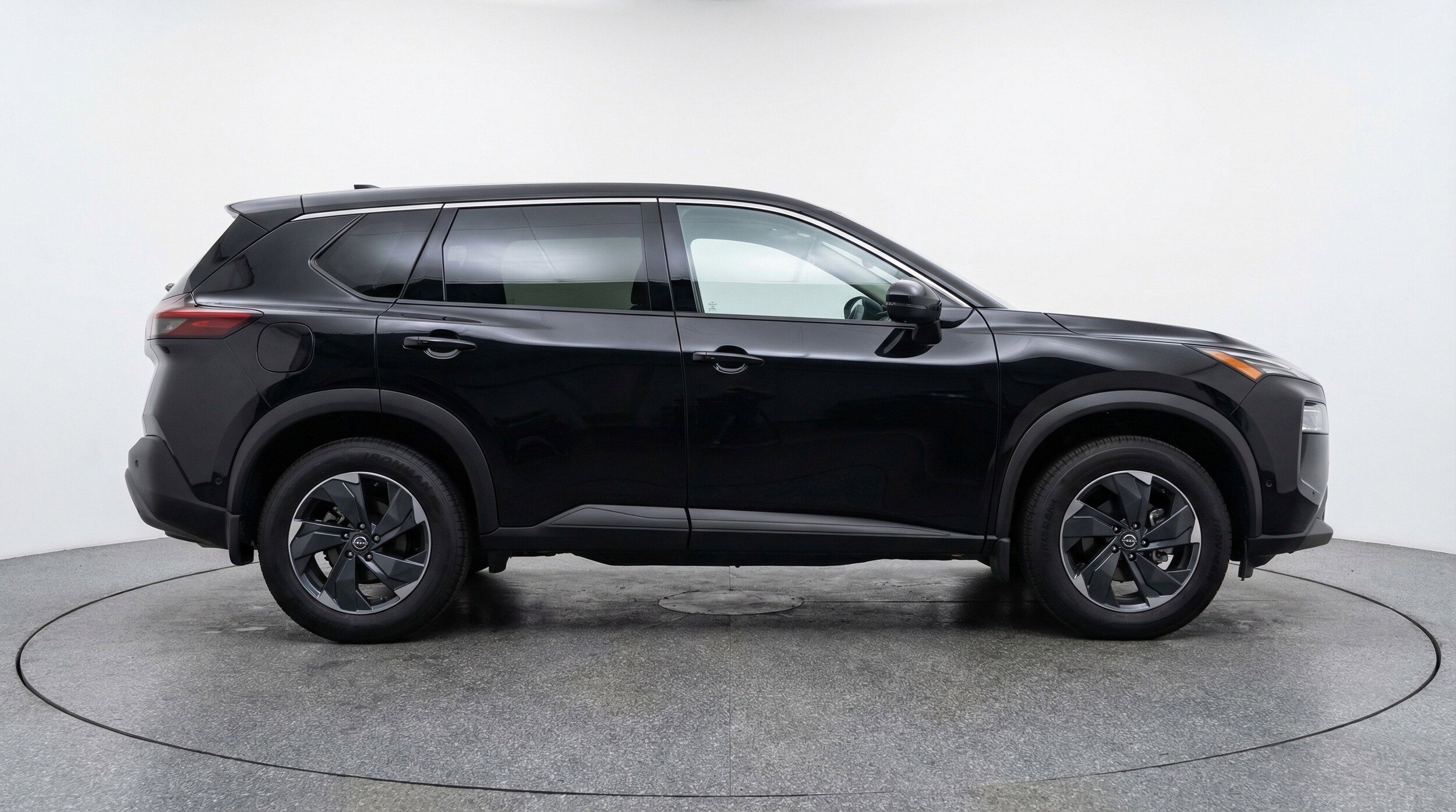 Thumbnail: 2025 Nissan Rogue - 11
