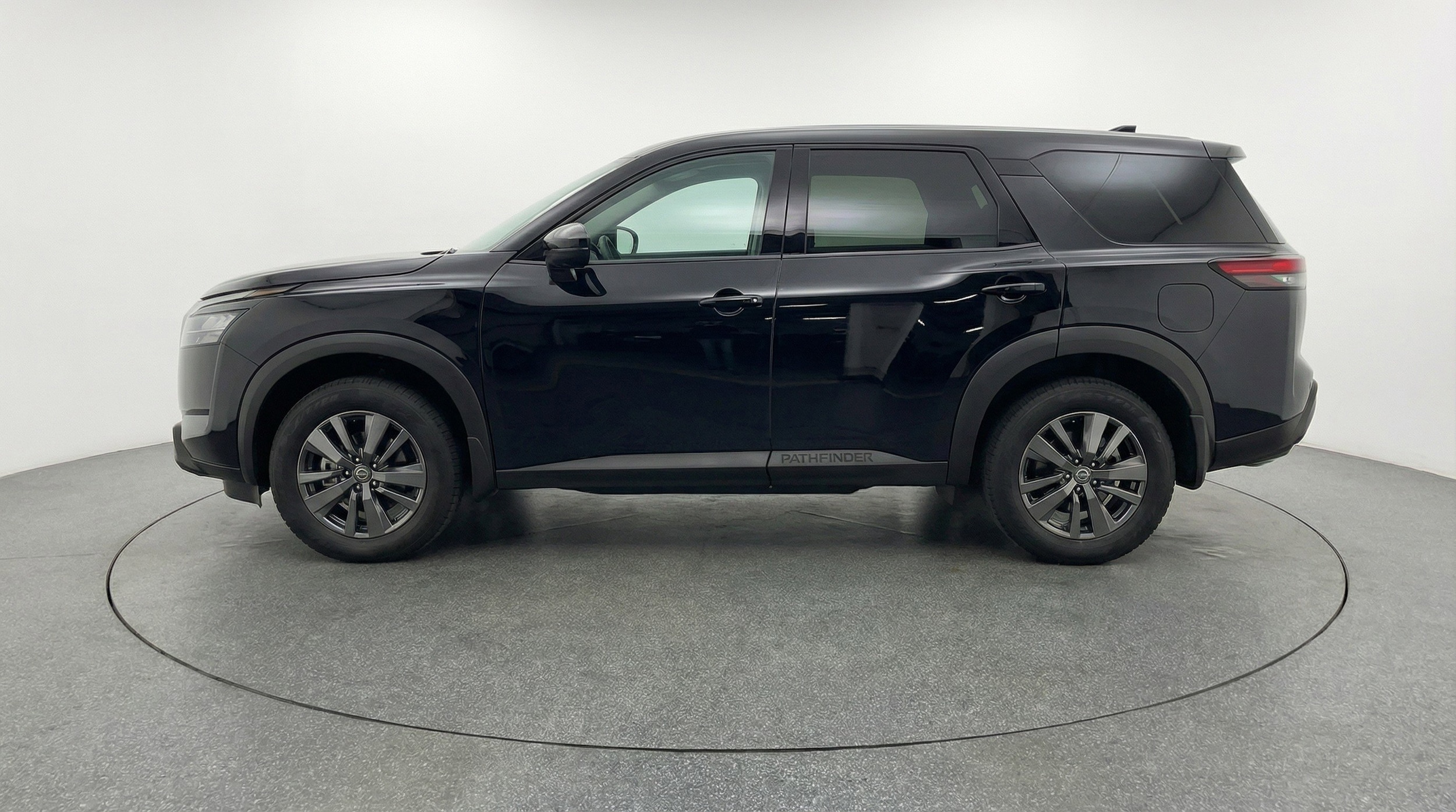 Thumbnail: 2025 Nissan Pathfinder - 5