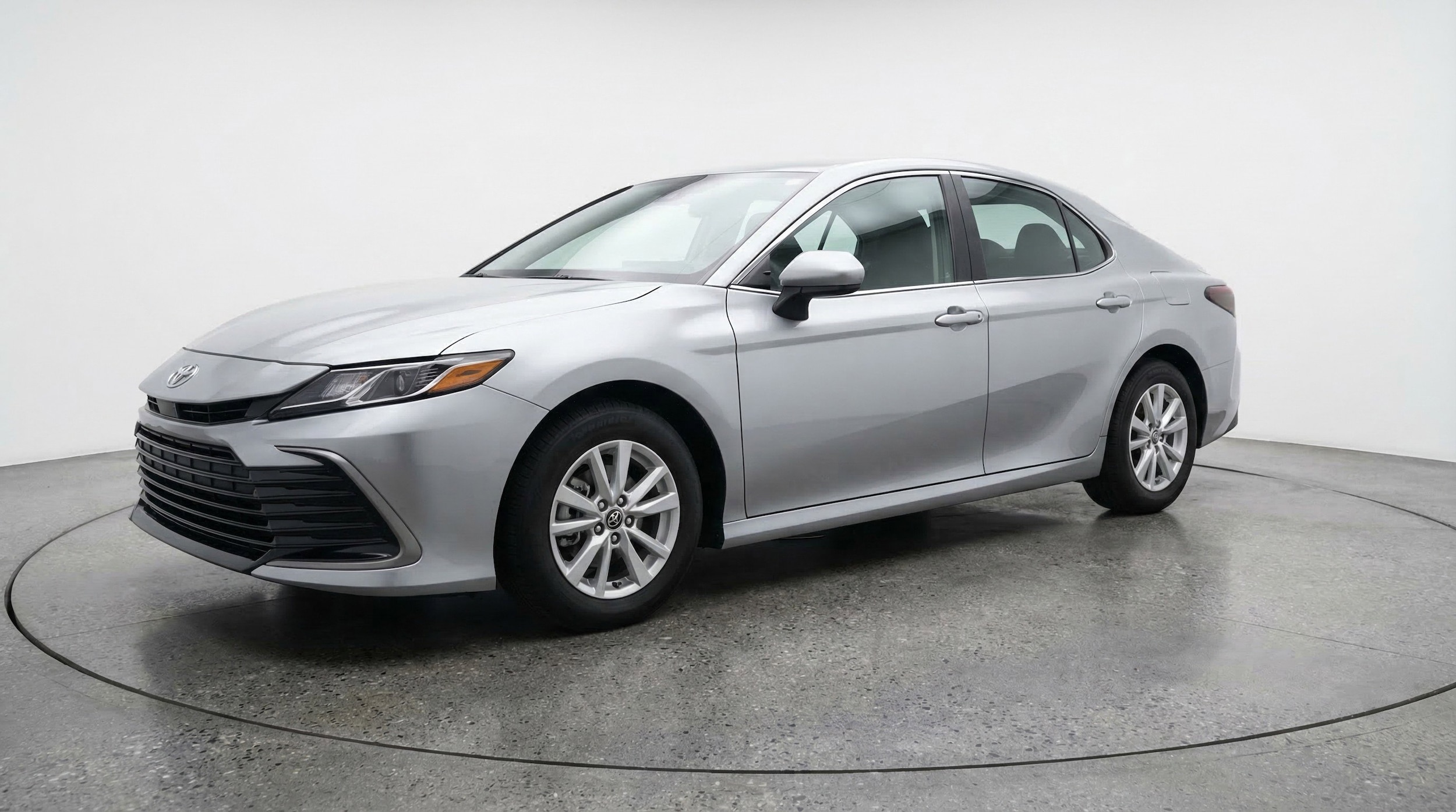 Thumbnail: 2025 Toyota Camry - 3