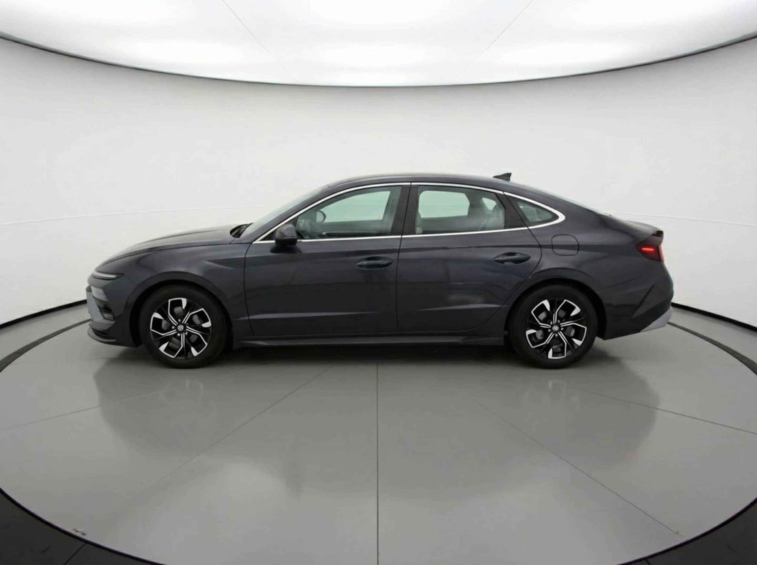 Thumbnail: 2025 Hyundai Sonata - 4