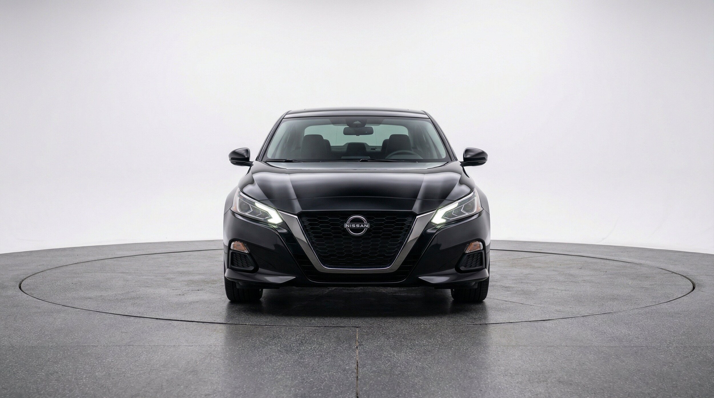 Thumbnail: 2025 Nissan Altima - 2