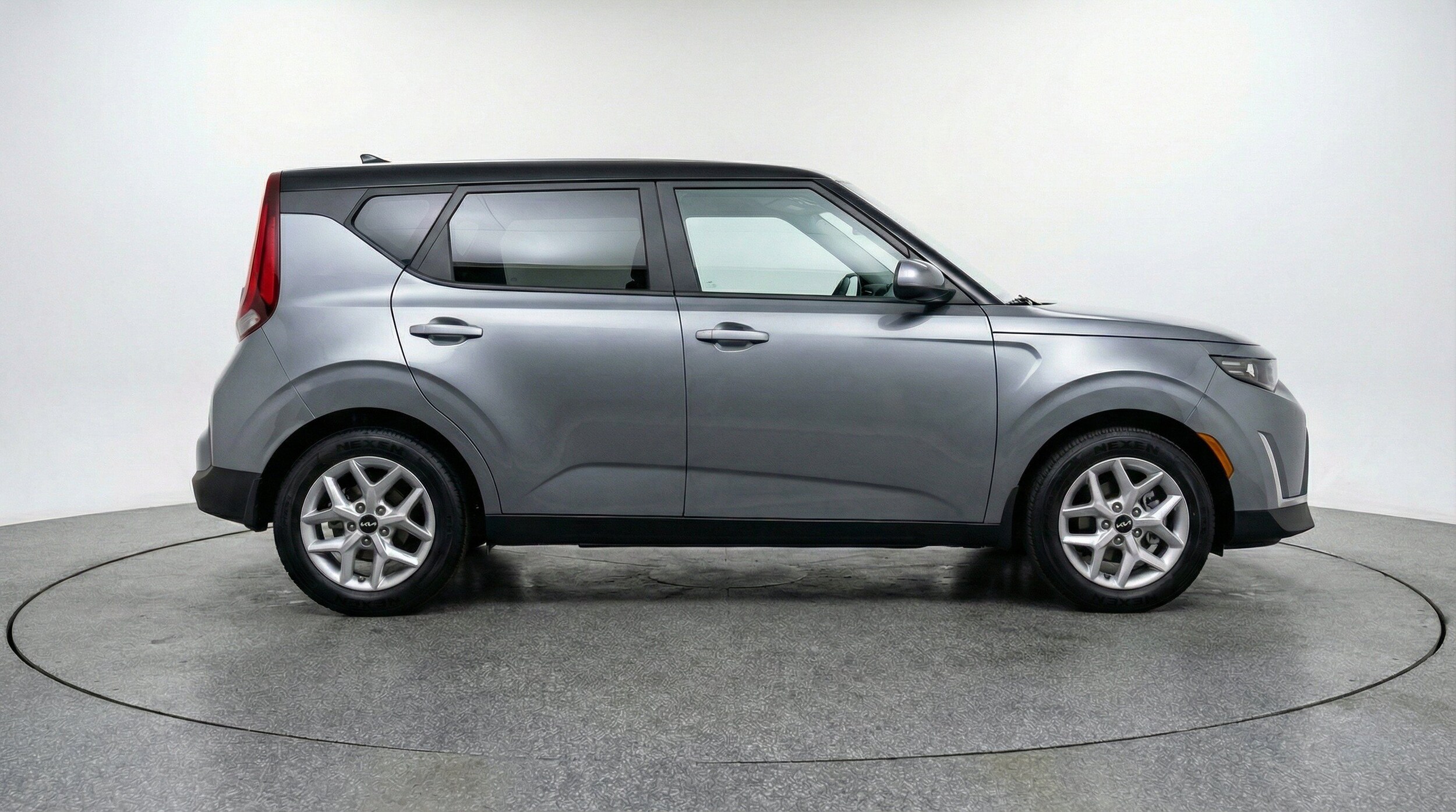 Thumbnail: 2025 Kia Soul - 11
