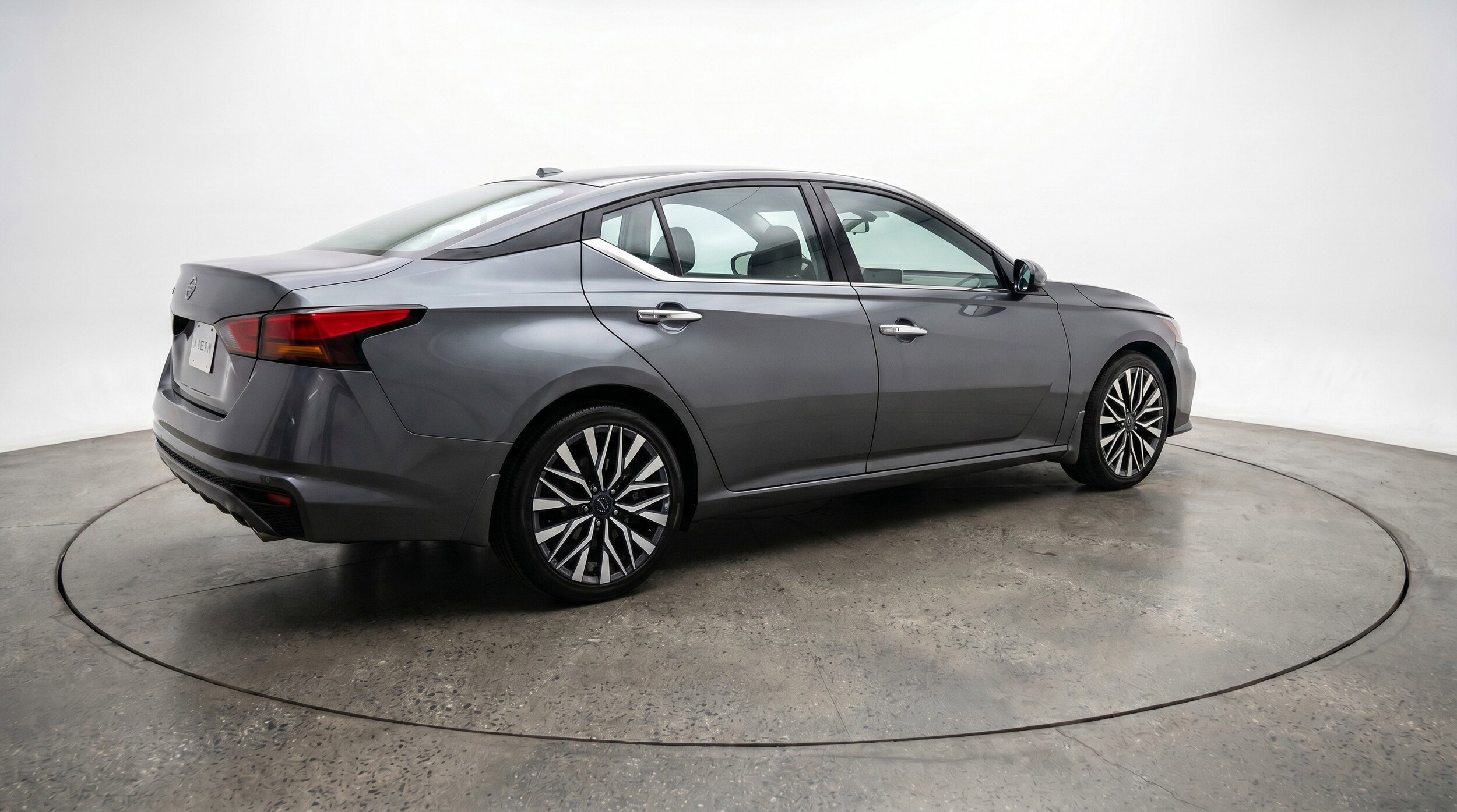 Thumbnail: 2025 Nissan Altima - 9