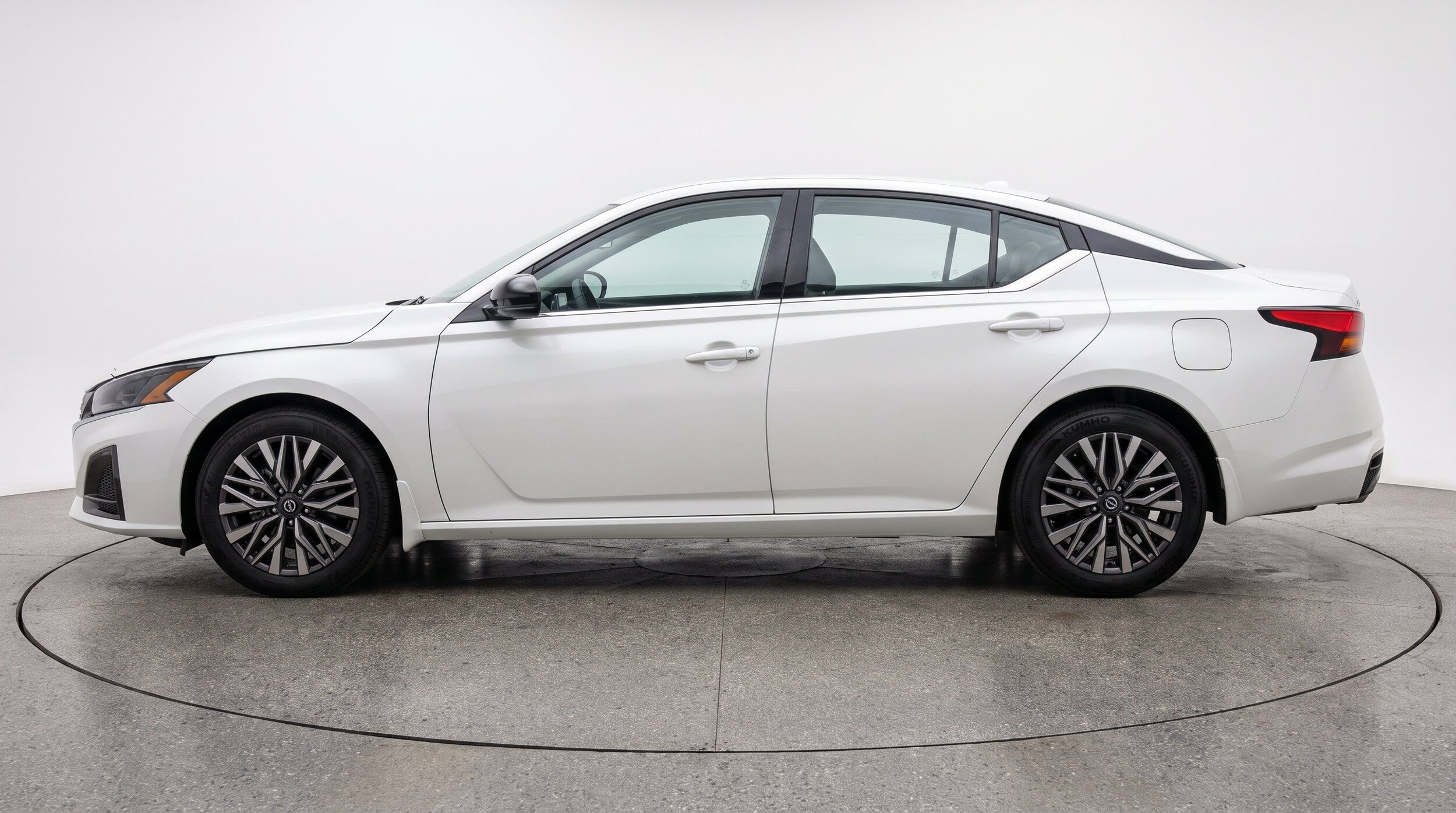 Thumbnail: 2026 Nissan Altima - 5