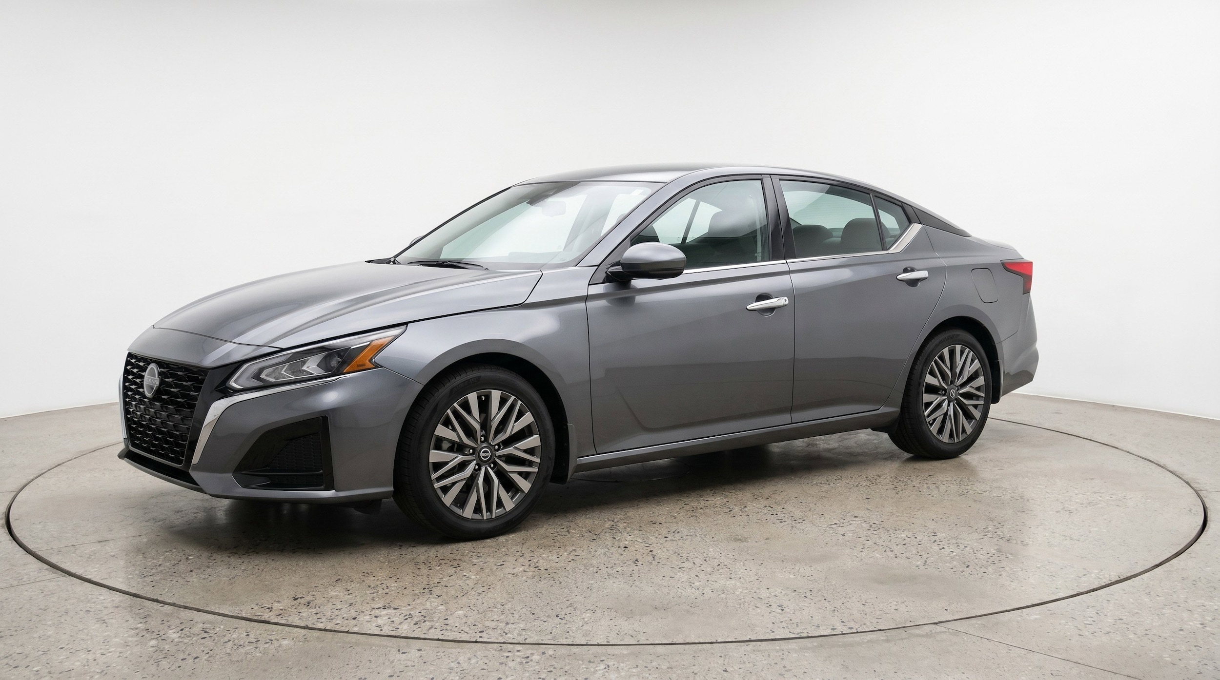 Thumbnail: 2025 Nissan Altima - 3