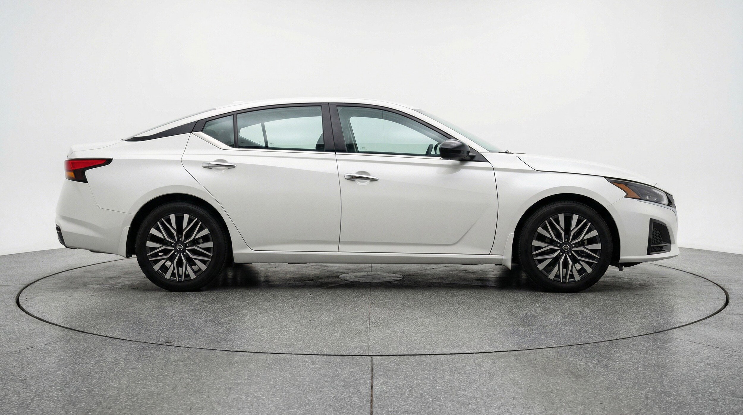 Thumbnail: 2025 Nissan Altima - 11