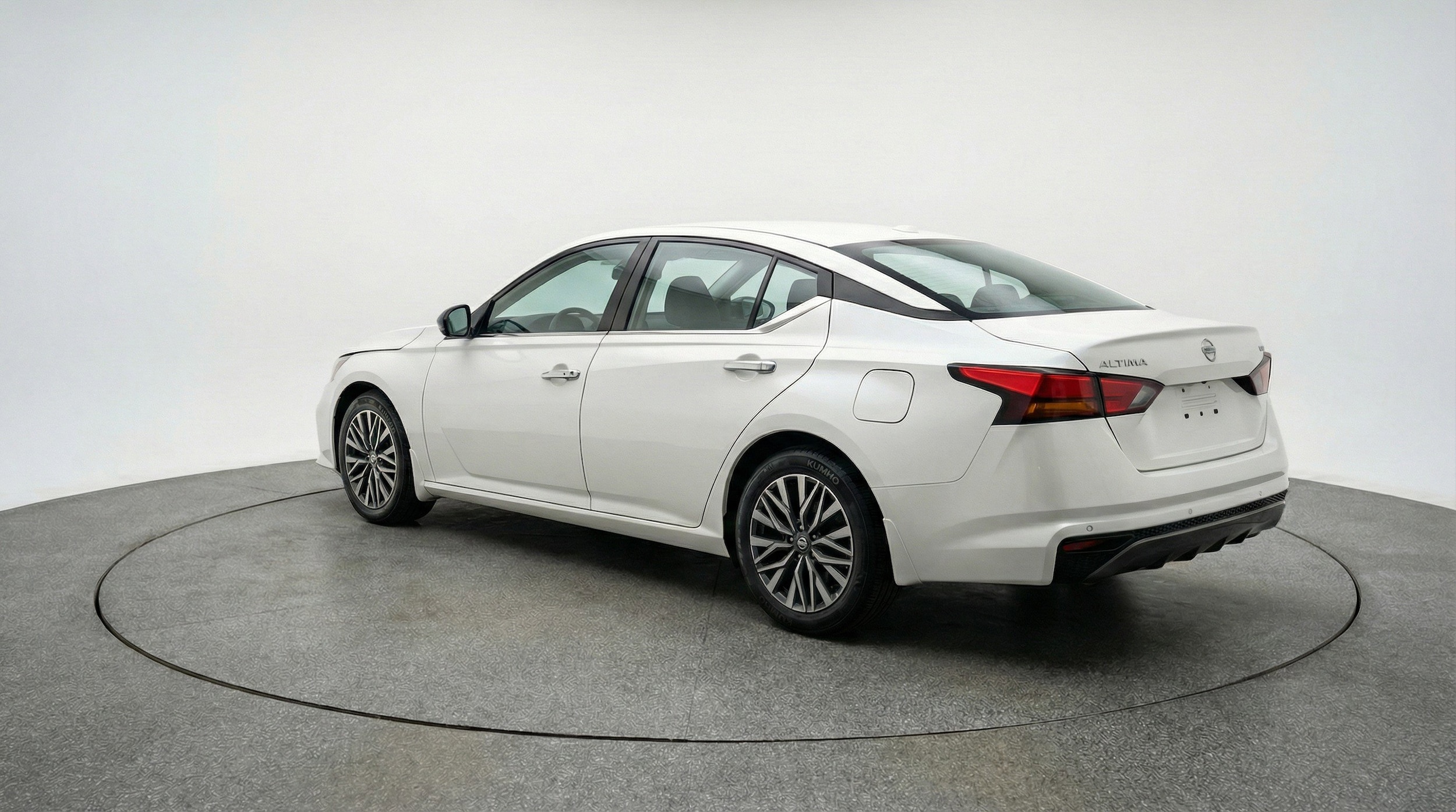 Thumbnail: 2025 Nissan Altima - 6