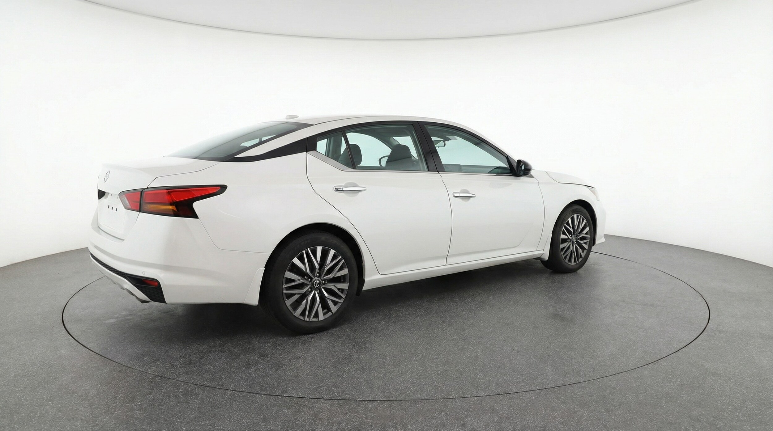 Thumbnail: 2025 Nissan Altima - 7