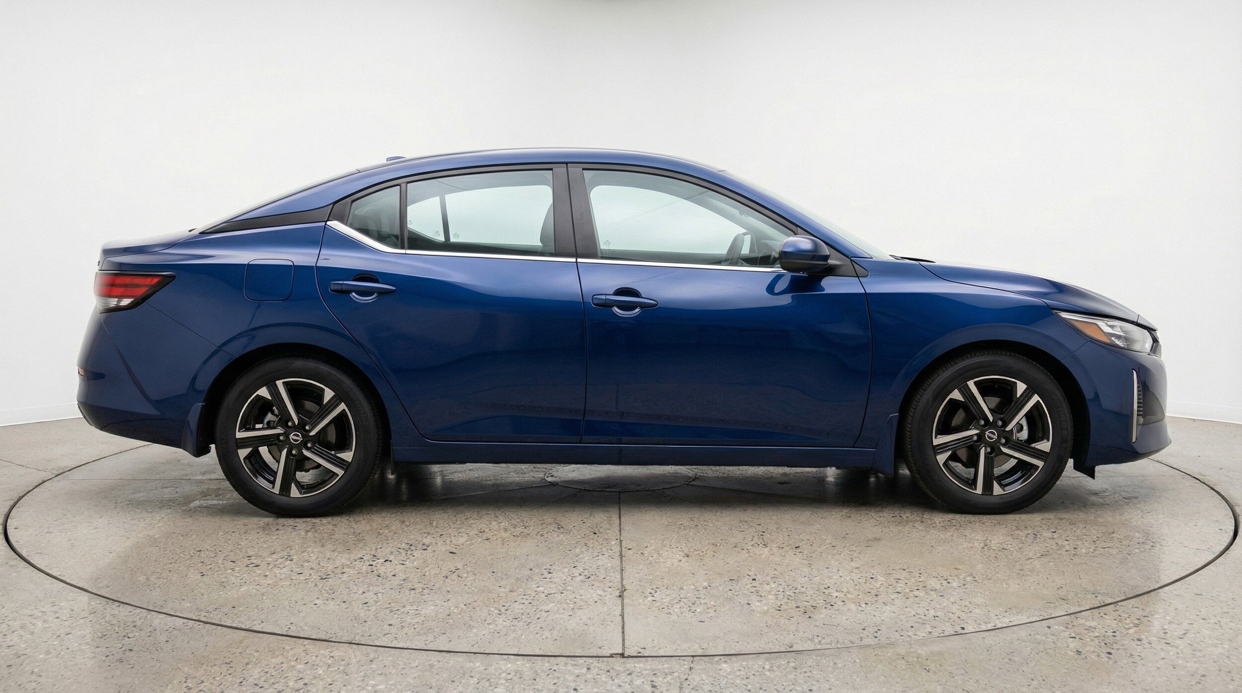Thumbnail: 2025 Nissan Sentra - 11