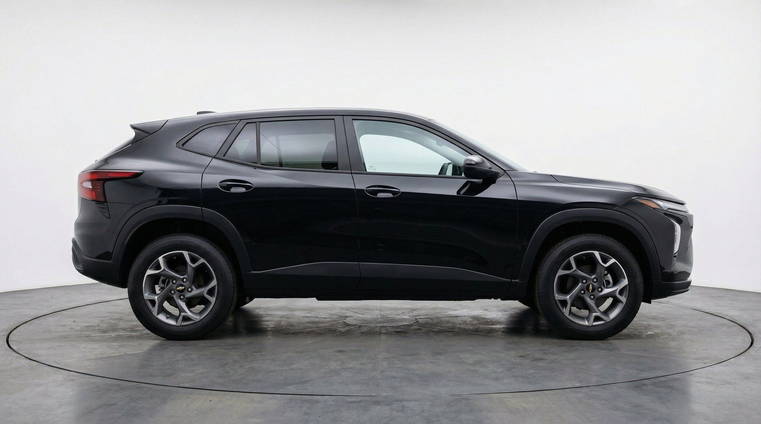 Thumbnail: 2025 Chevrolet Trax - 11