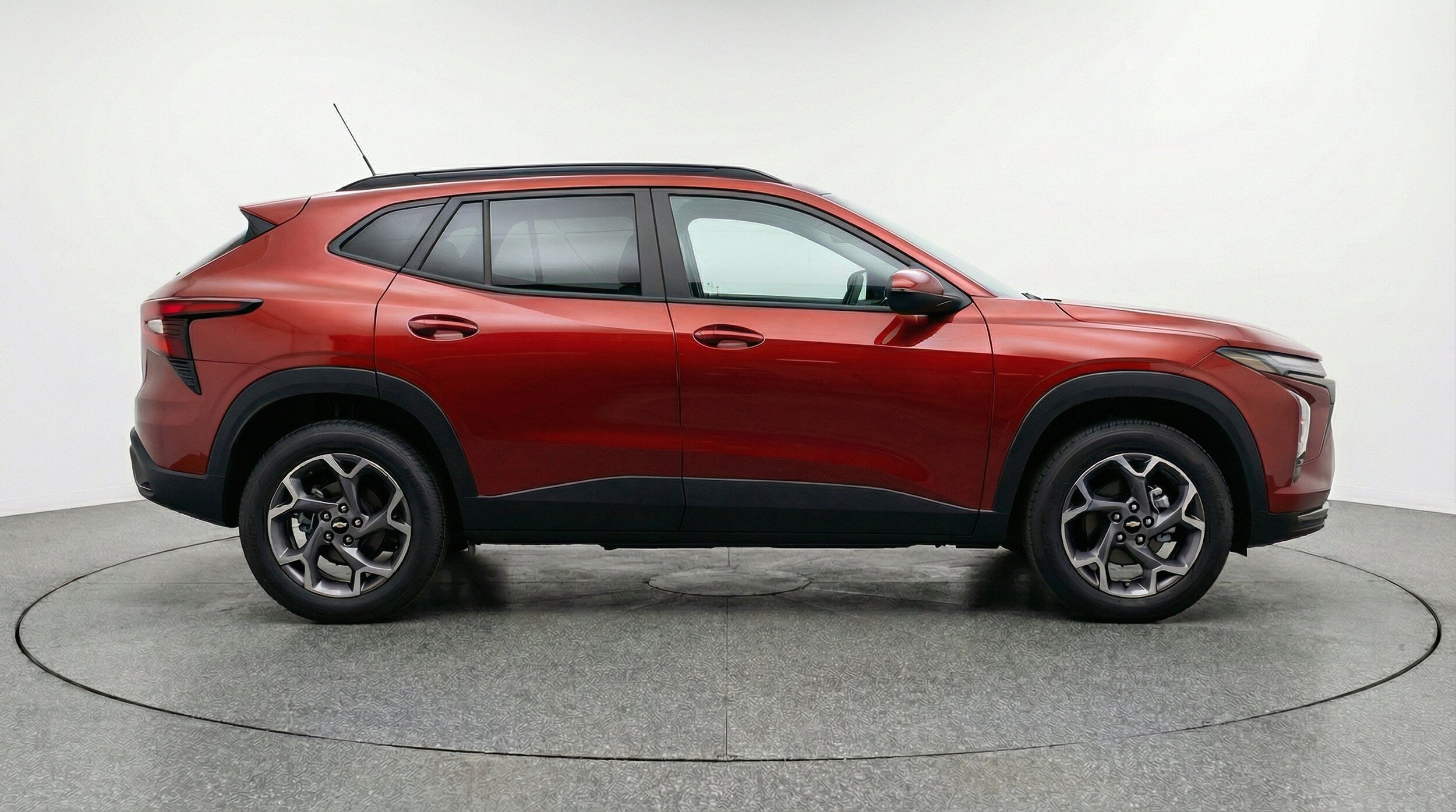 Thumbnail: 2025 Chevrolet Trax - 11