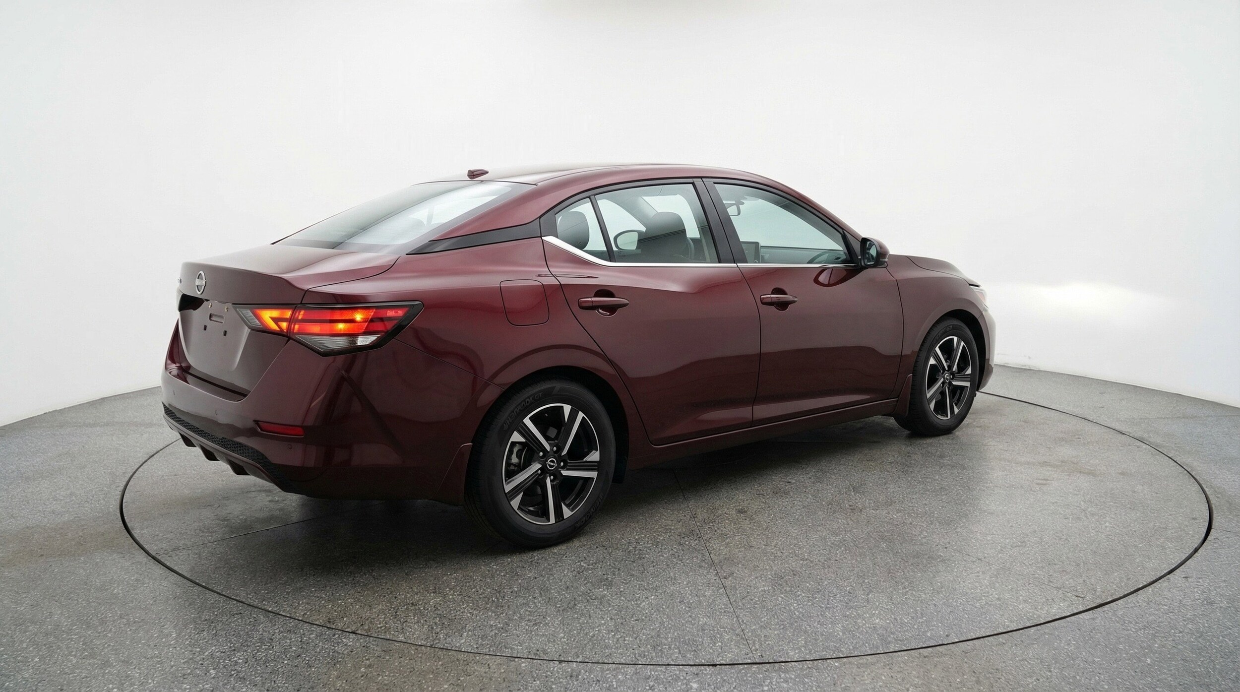 Thumbnail: 2025 Nissan Sentra - 9