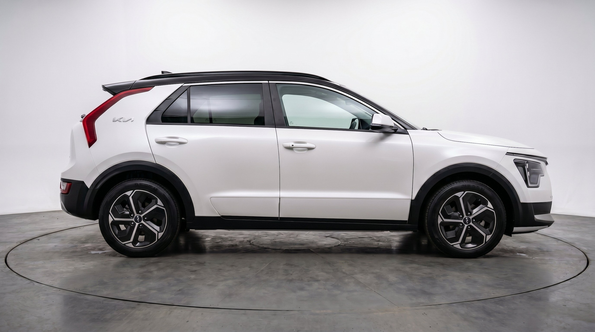 Thumbnail: 2026 Kia Niro - 10