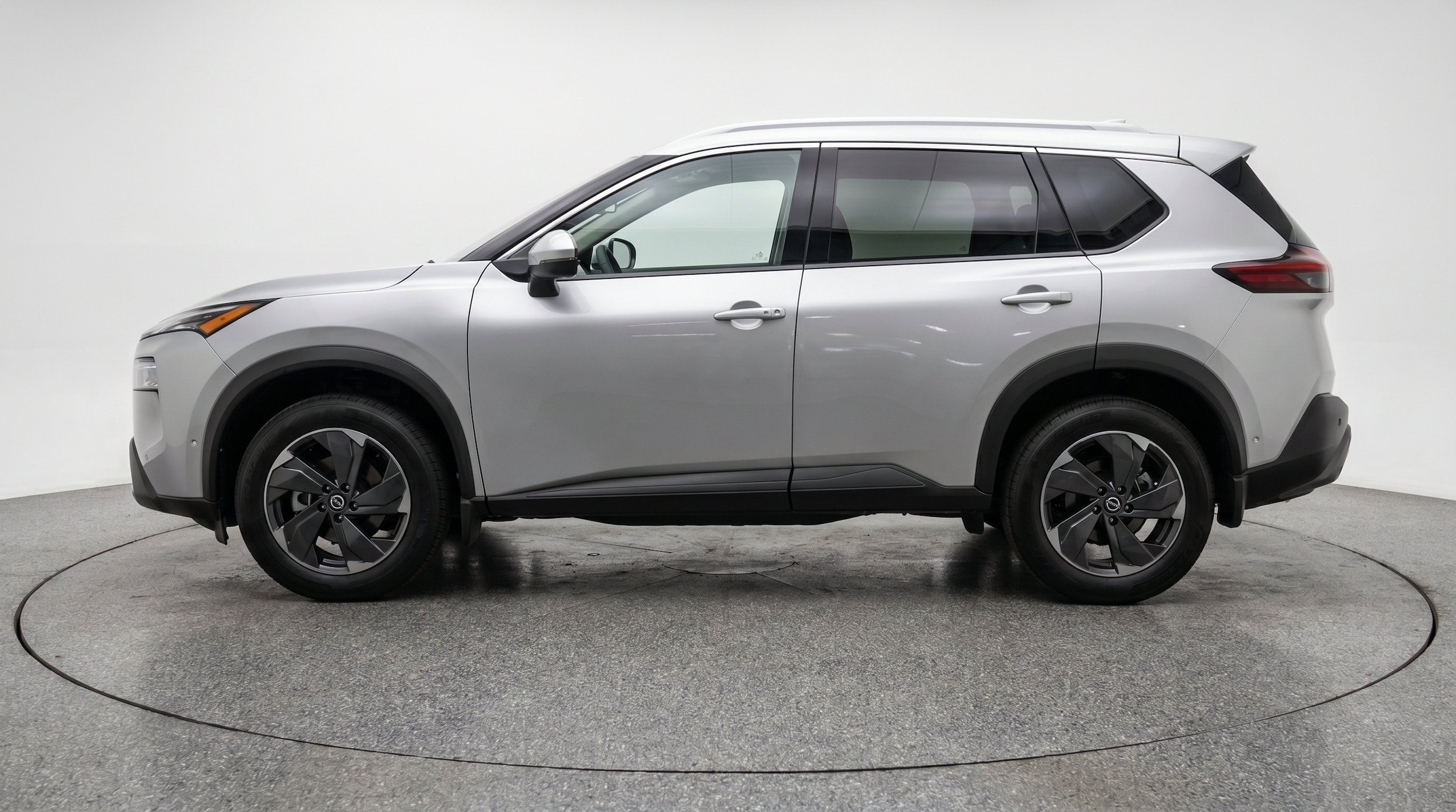 Thumbnail: 2025 Nissan Rogue - 5