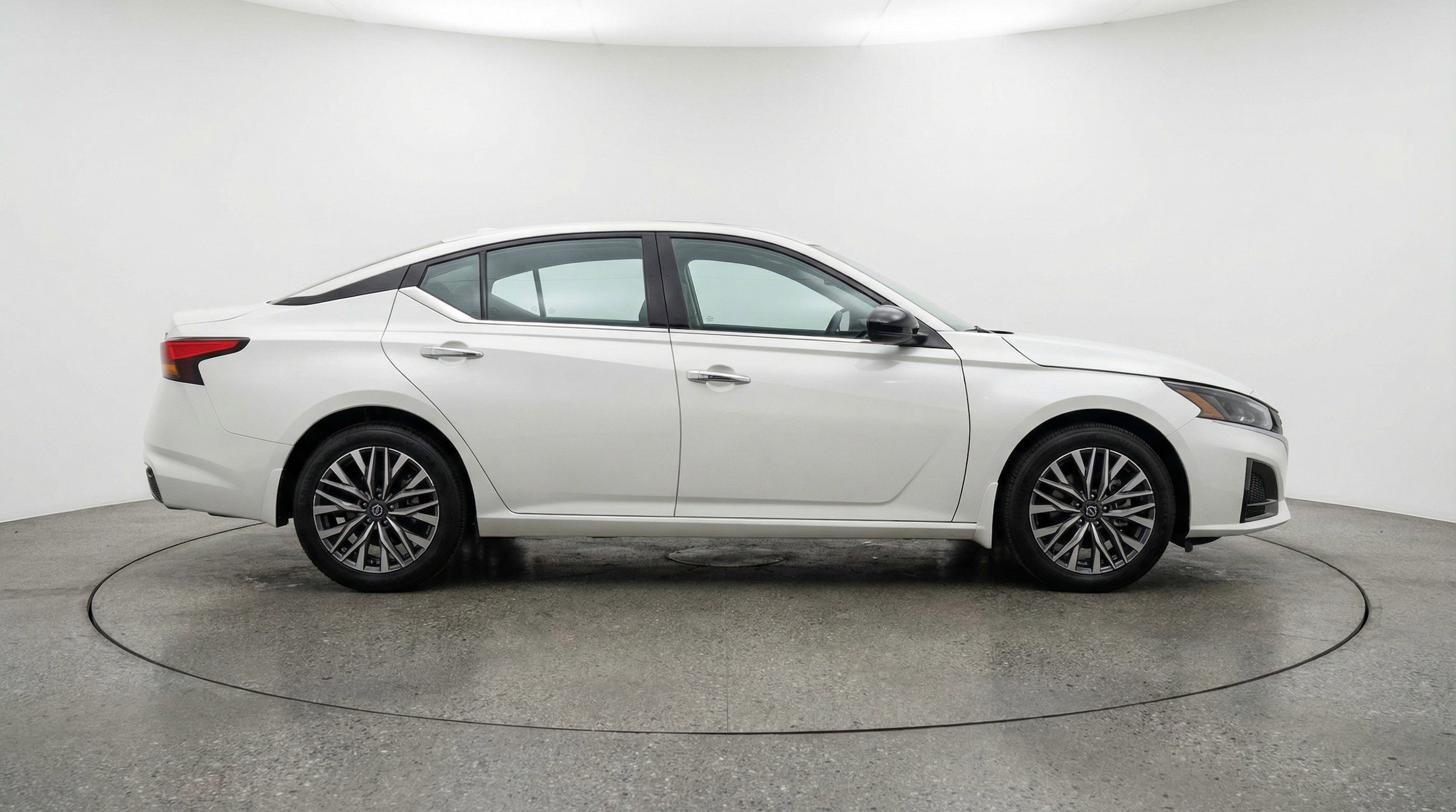 Thumbnail: 2025 Nissan Altima - 11