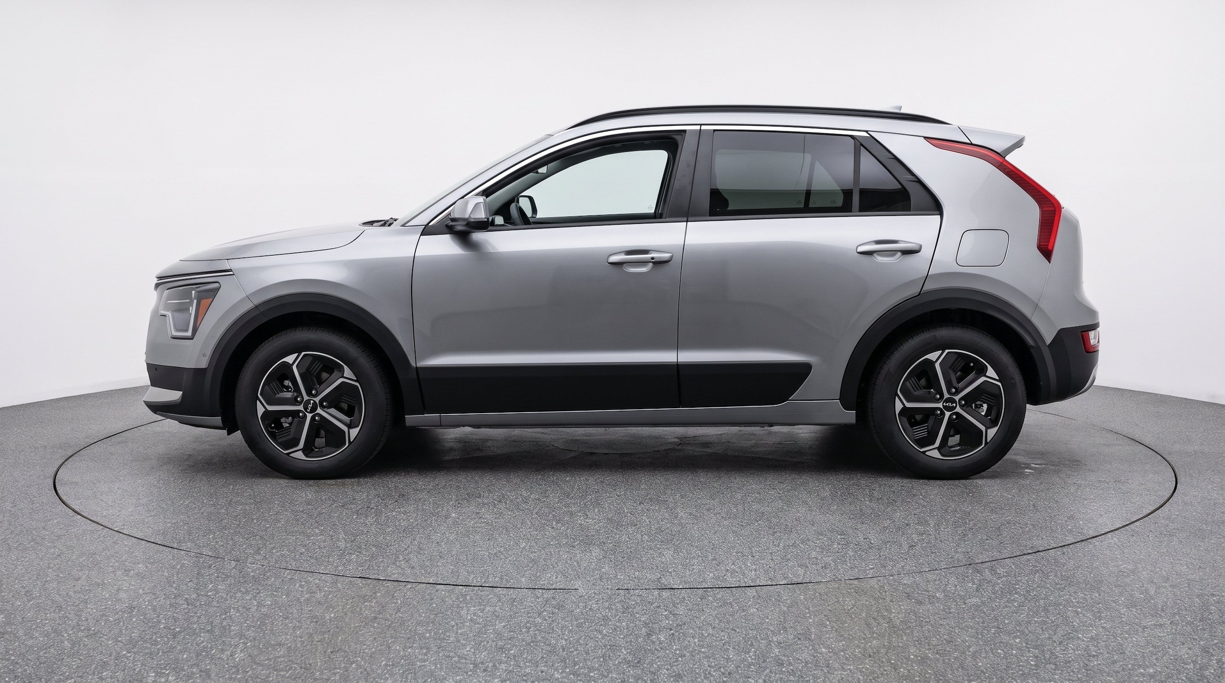 Thumbnail: 2026 Kia Niro - 5