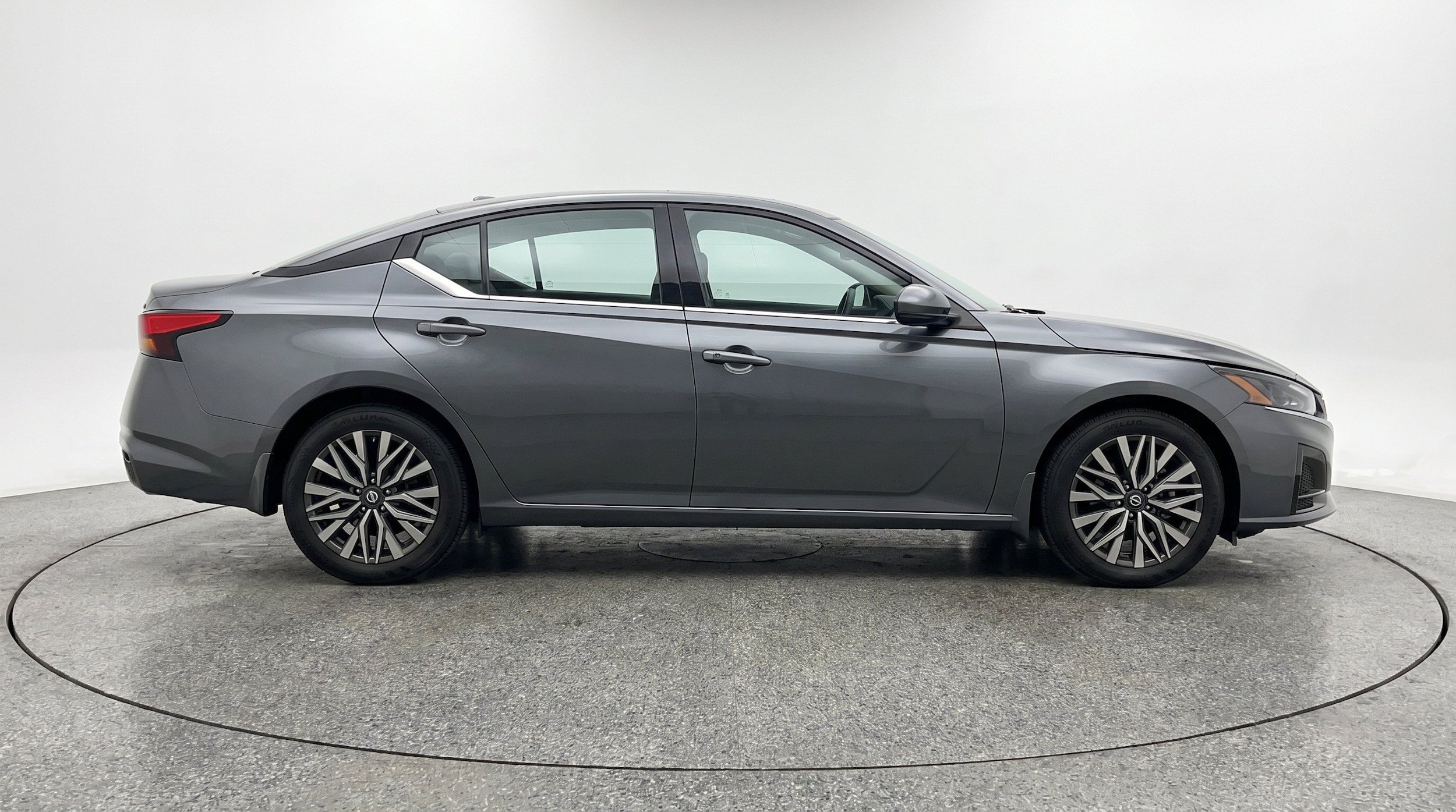 Thumbnail: 2025 Nissan Altima - 11