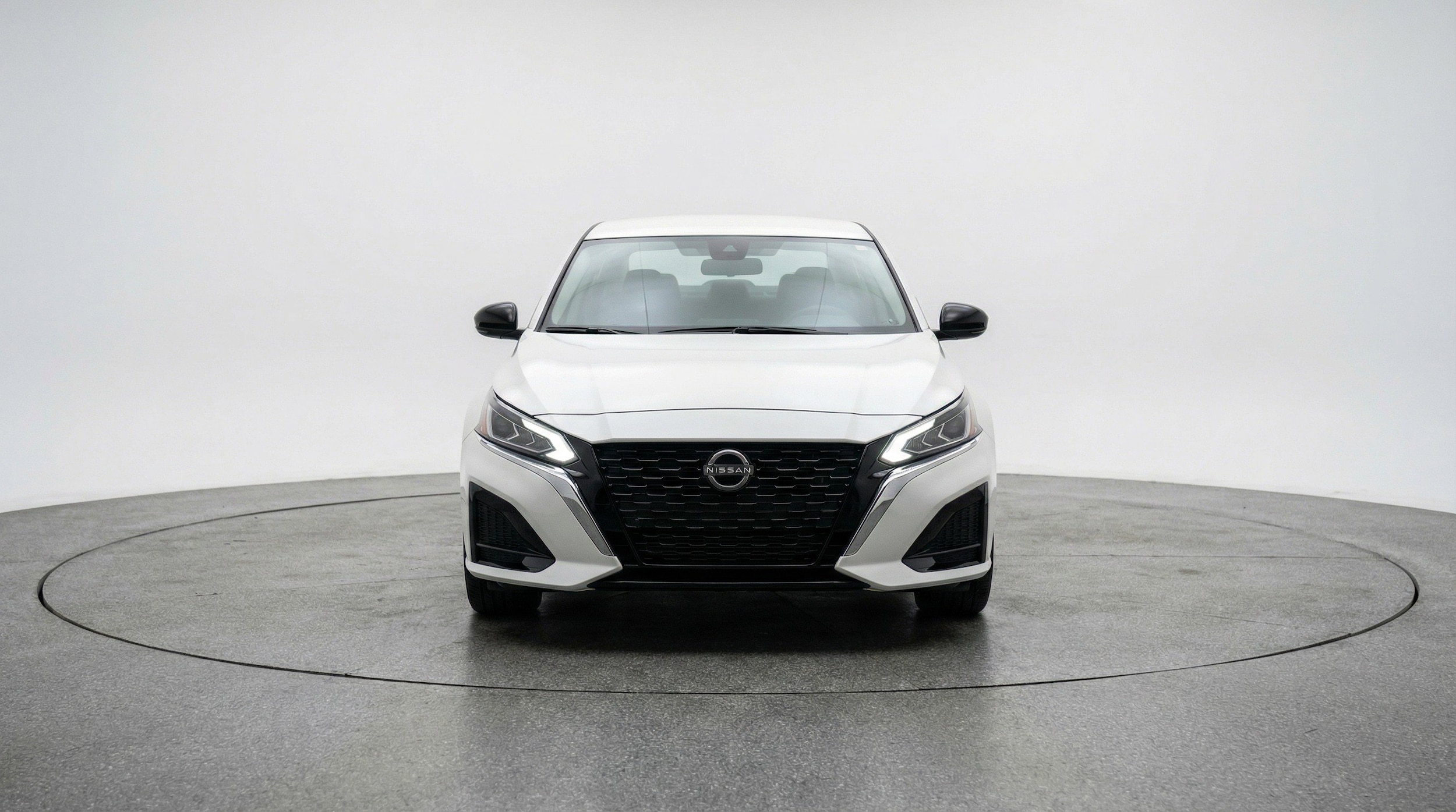 Thumbnail: 2025 Nissan Altima - 2