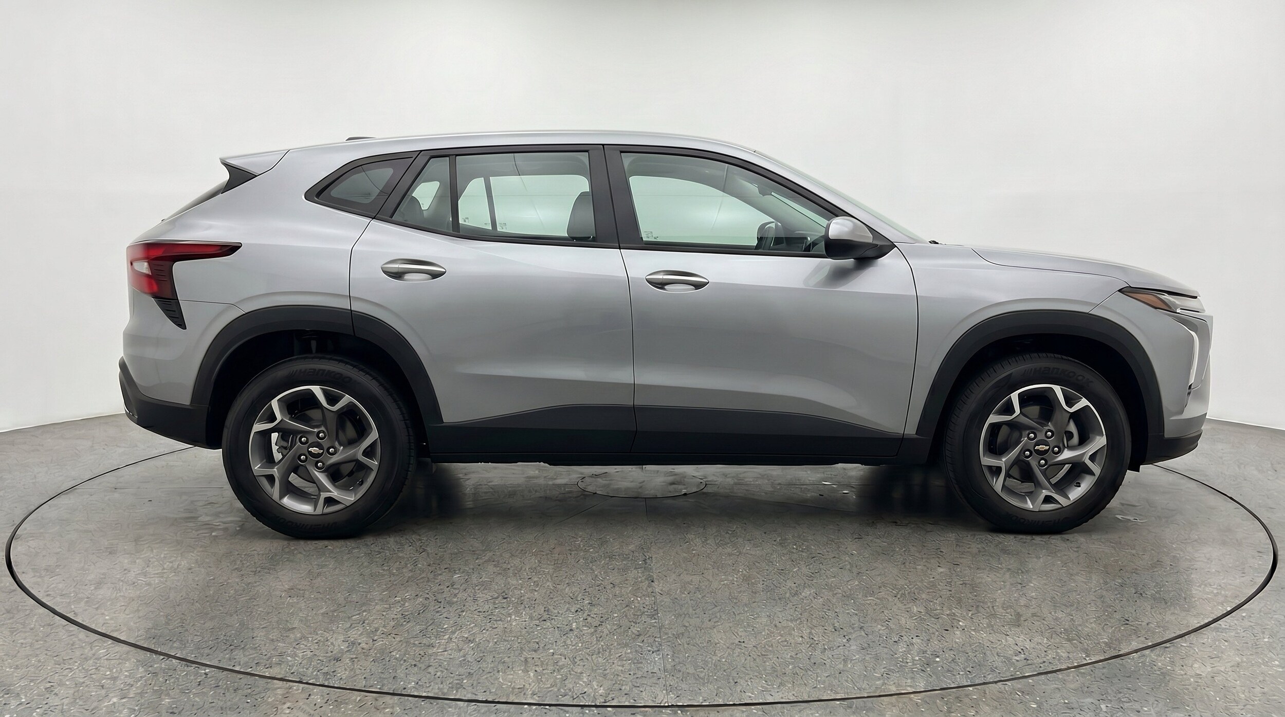 Thumbnail: 2025 Chevrolet Trax - 11