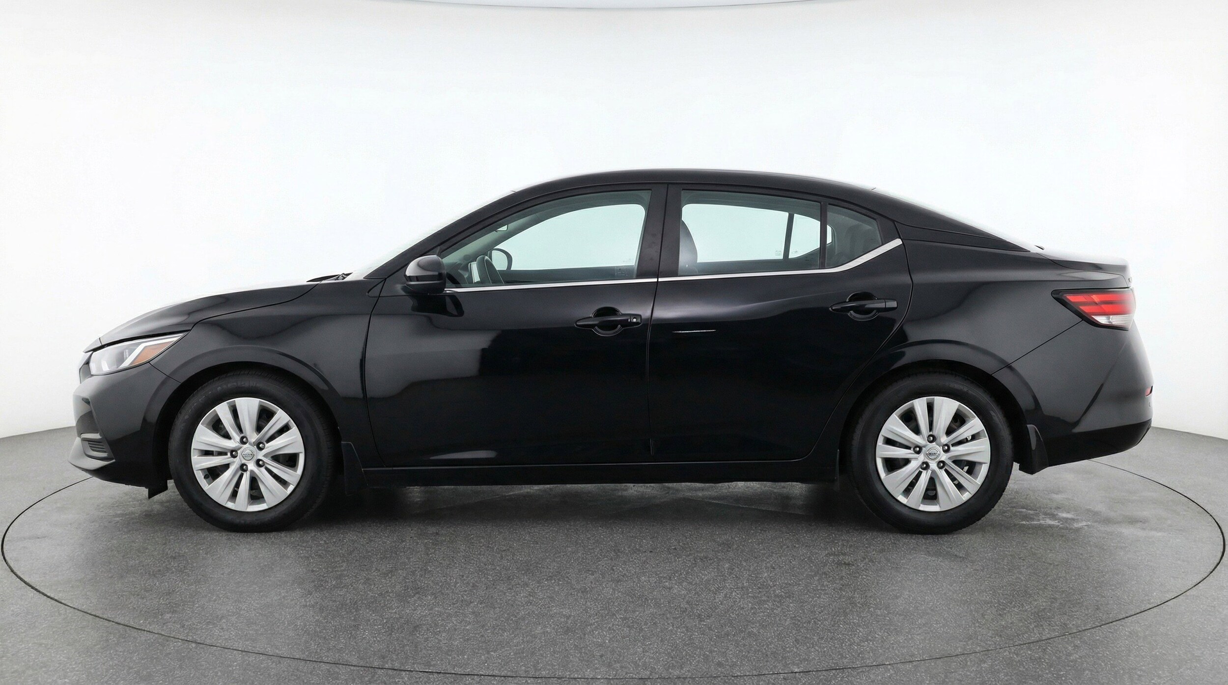 Thumbnail: 2025 Nissan Sentra - 5