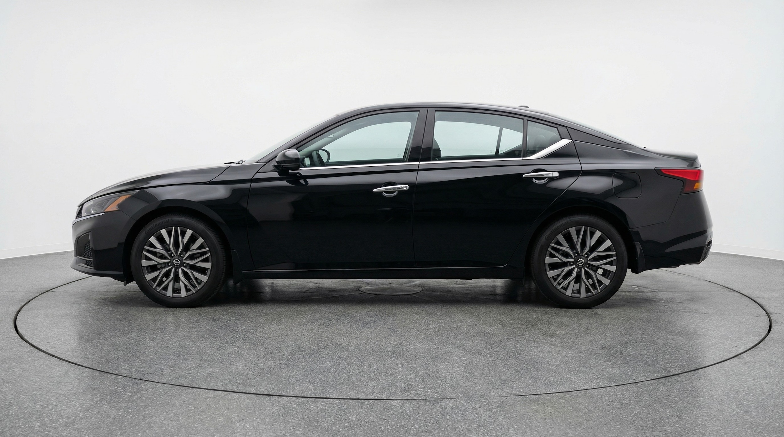 Thumbnail: 2025 Nissan Altima - 4