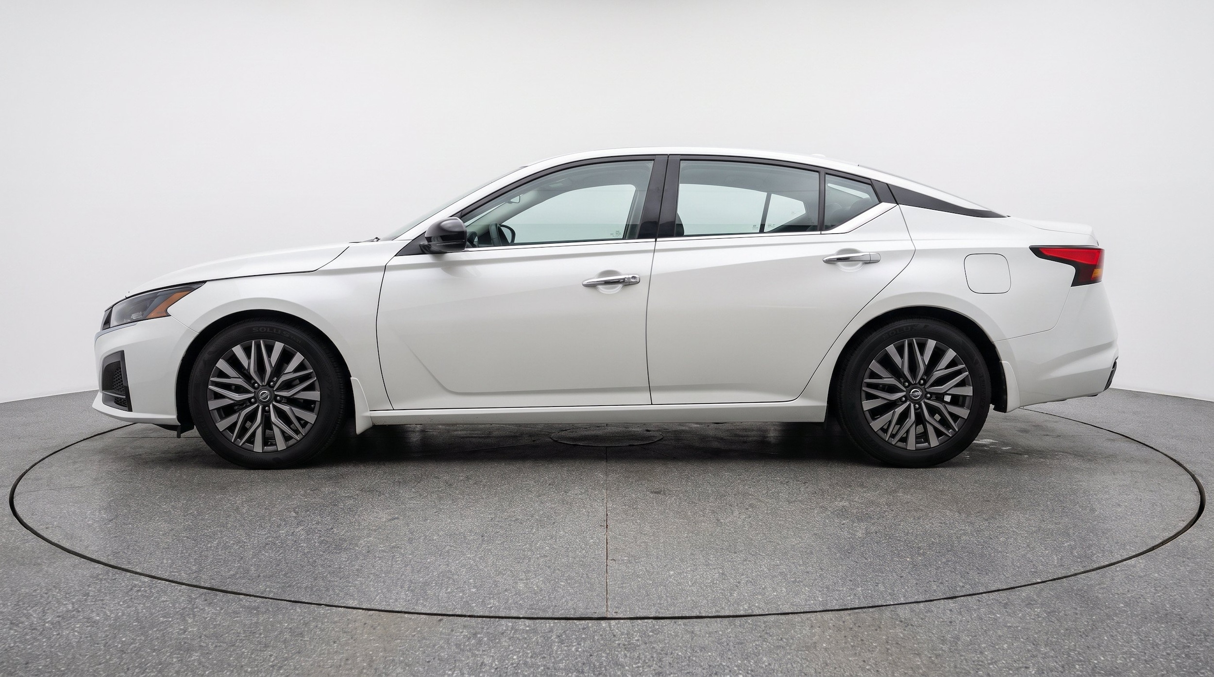 Thumbnail: 2025 Nissan Altima - 5