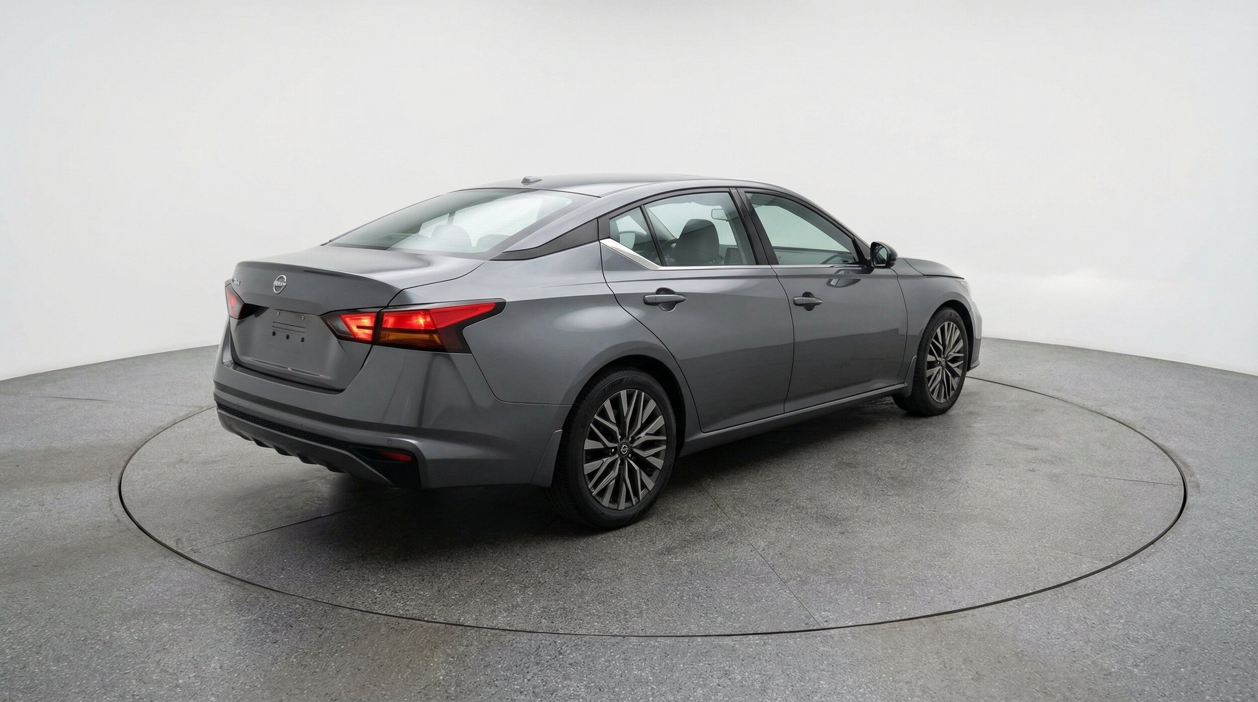 Thumbnail: 2025 Nissan Altima - 9