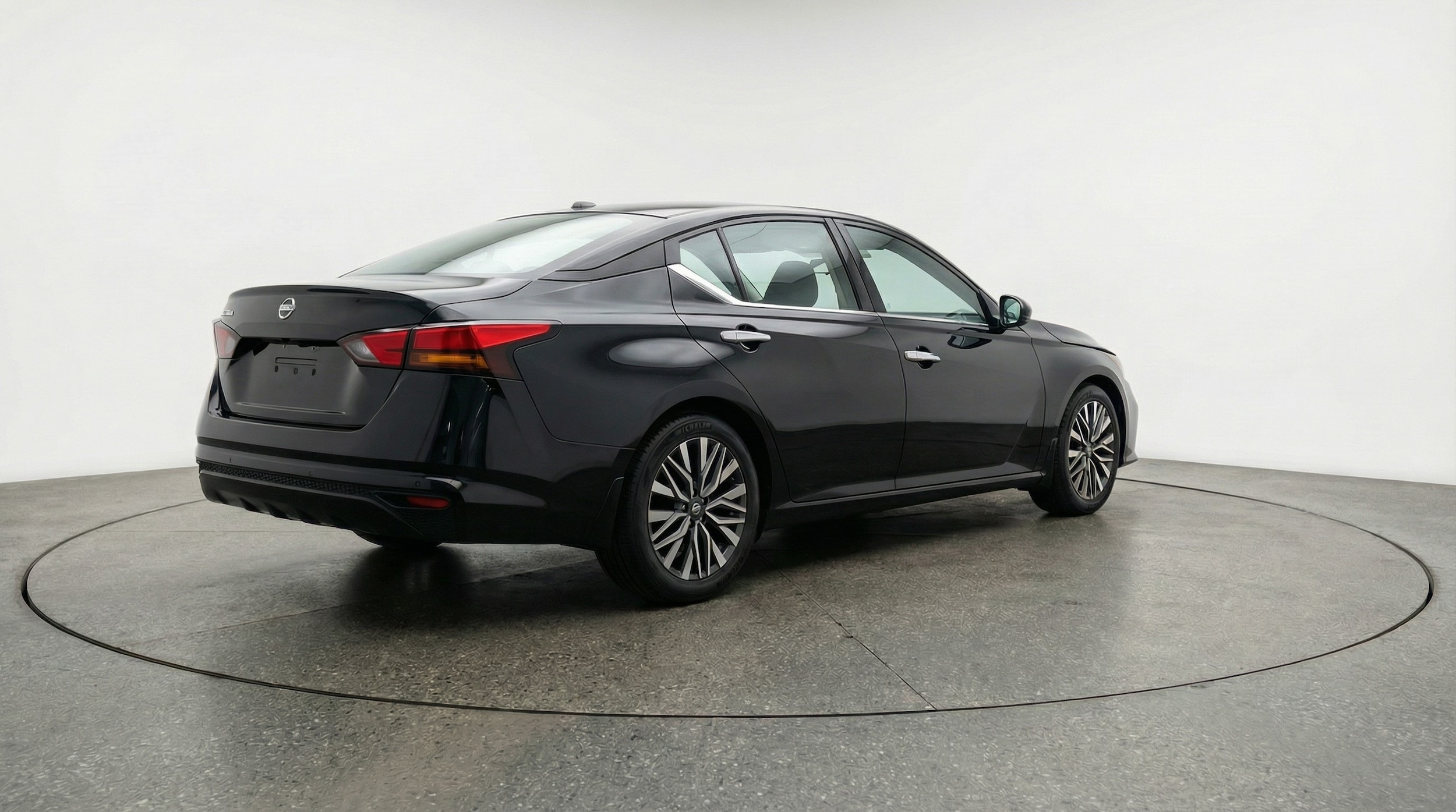 Thumbnail: 2025 Nissan Altima - 7