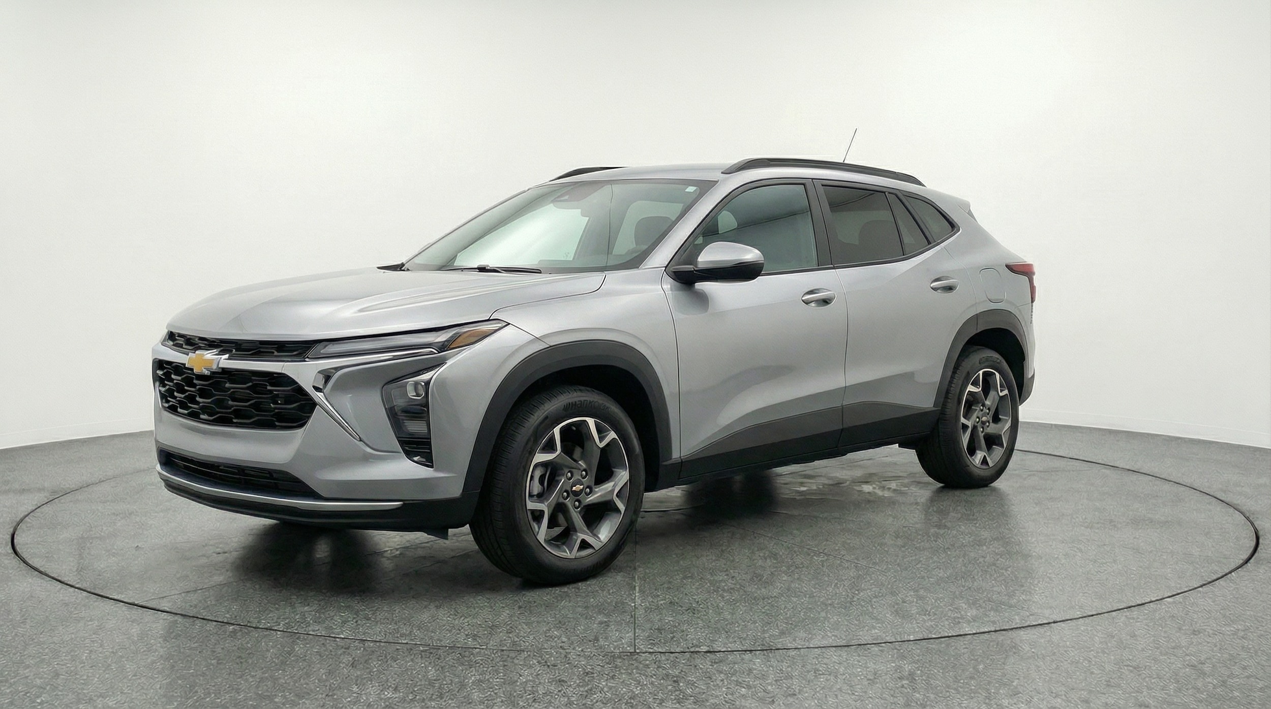 Thumbnail: 2025 Chevrolet Trax - 3