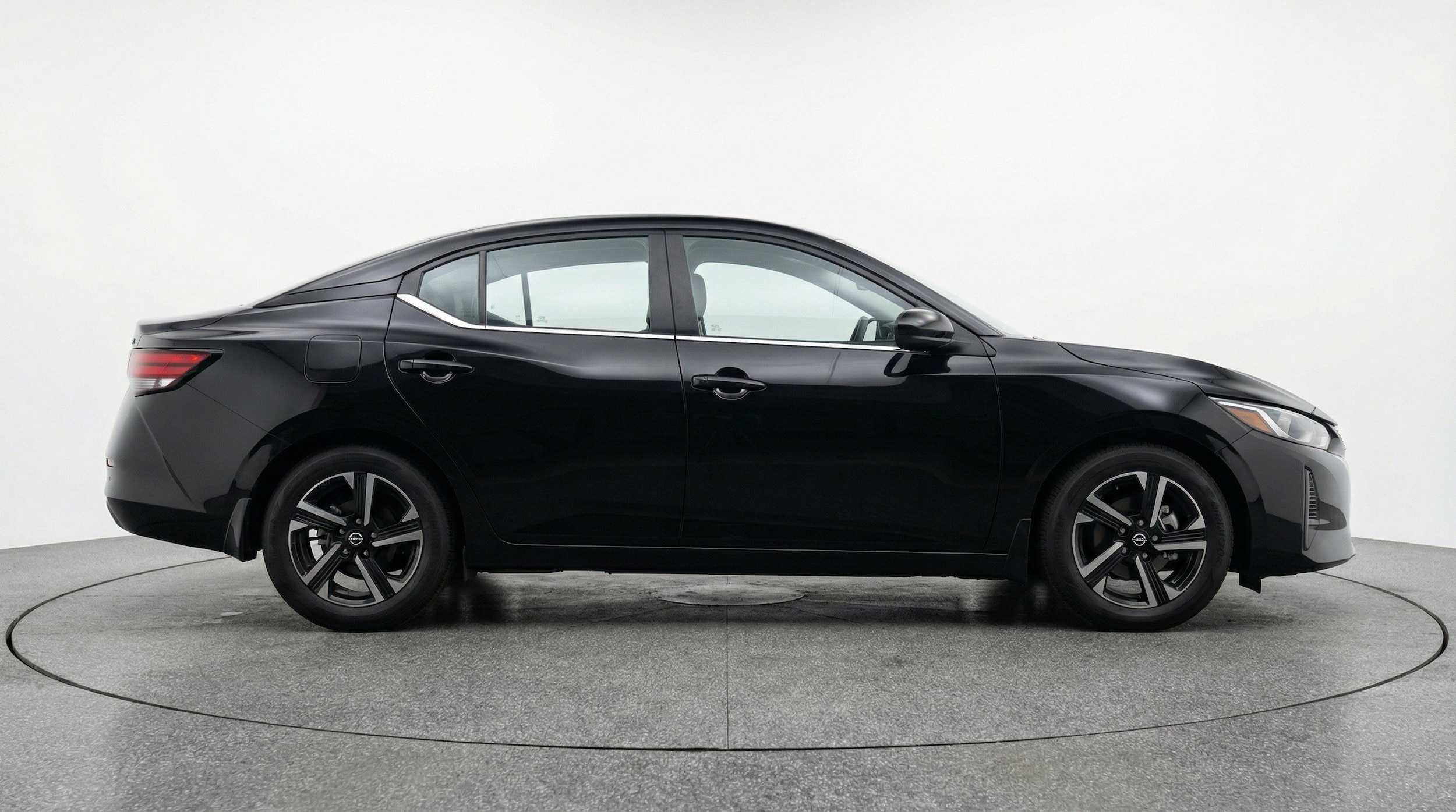 Thumbnail: 2025 Nissan Sentra - 11