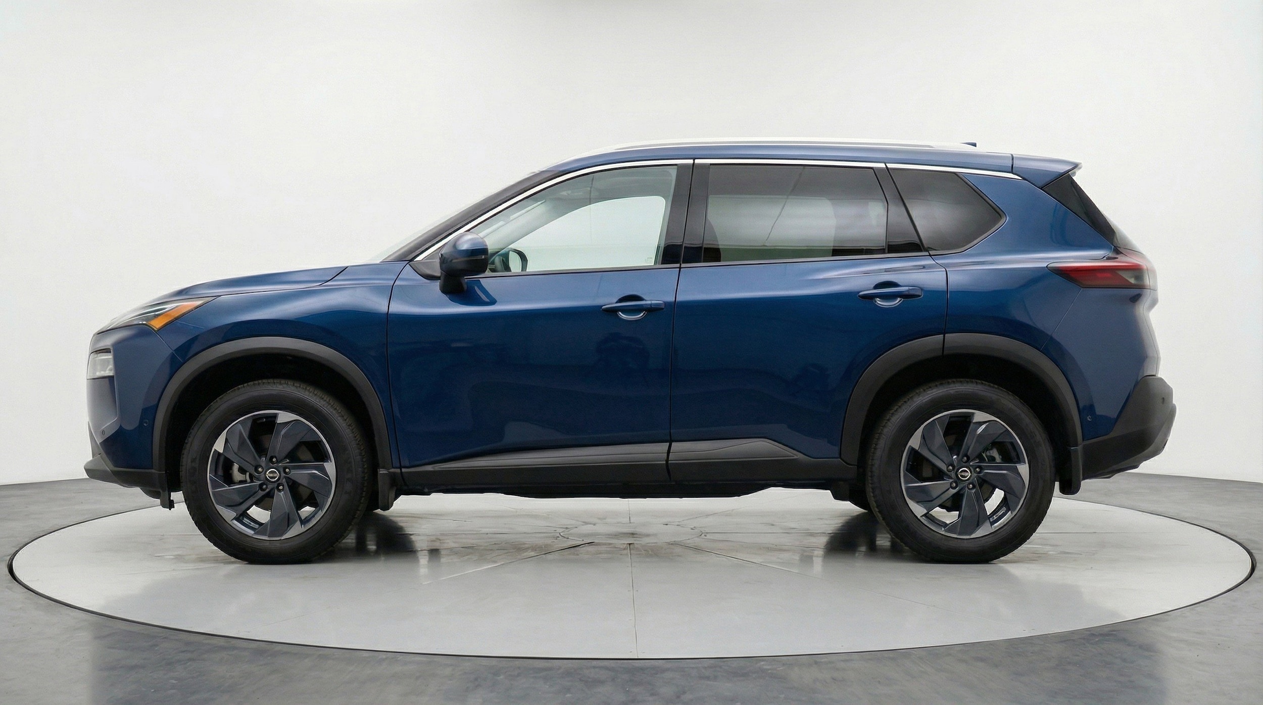 Thumbnail: 2025 Nissan Rogue - 5